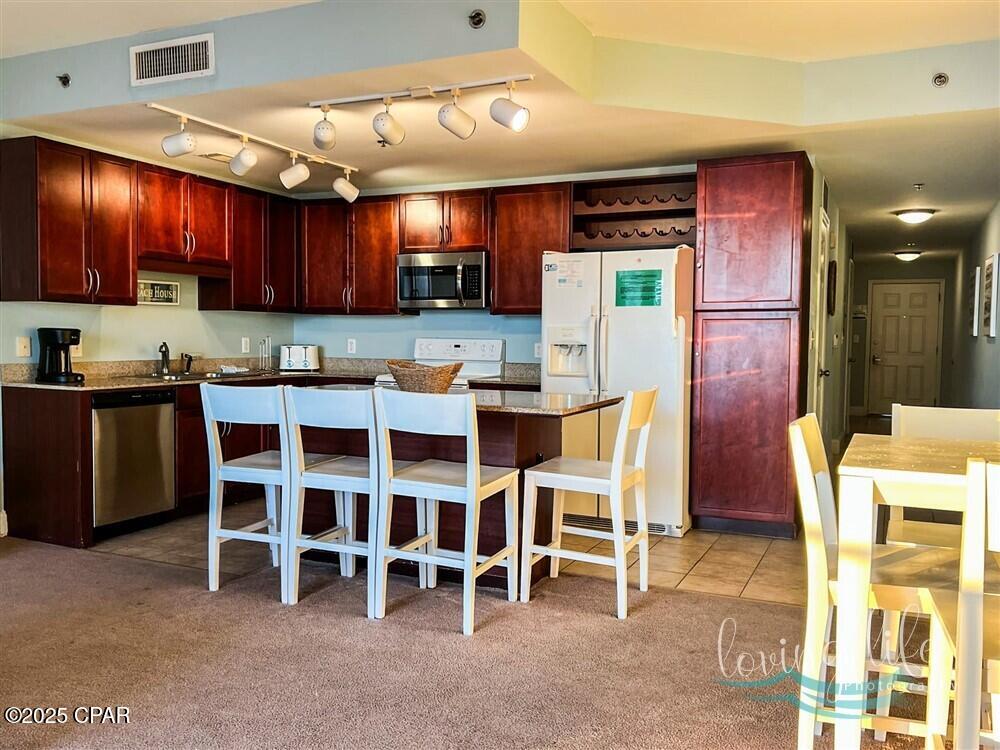 Laketown Wharf - Residential