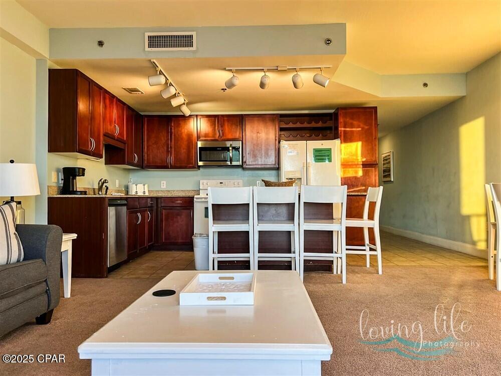 Laketown Wharf - Residential