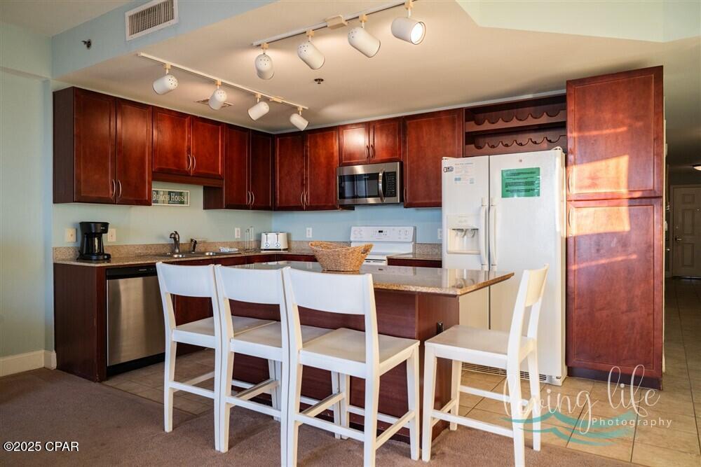 Laketown Wharf - Residential