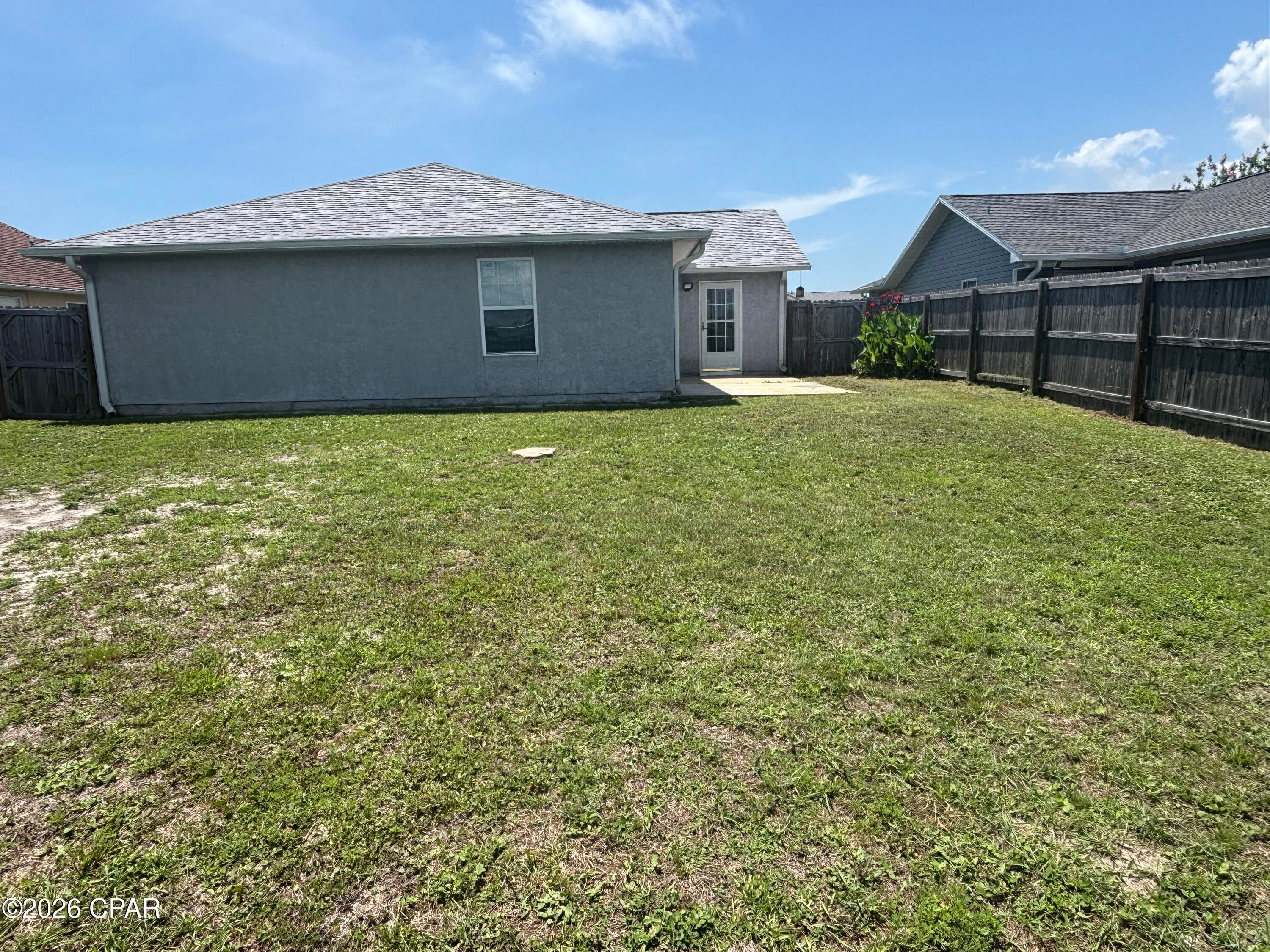 [No Recorded Subdiv] - Residential Lease