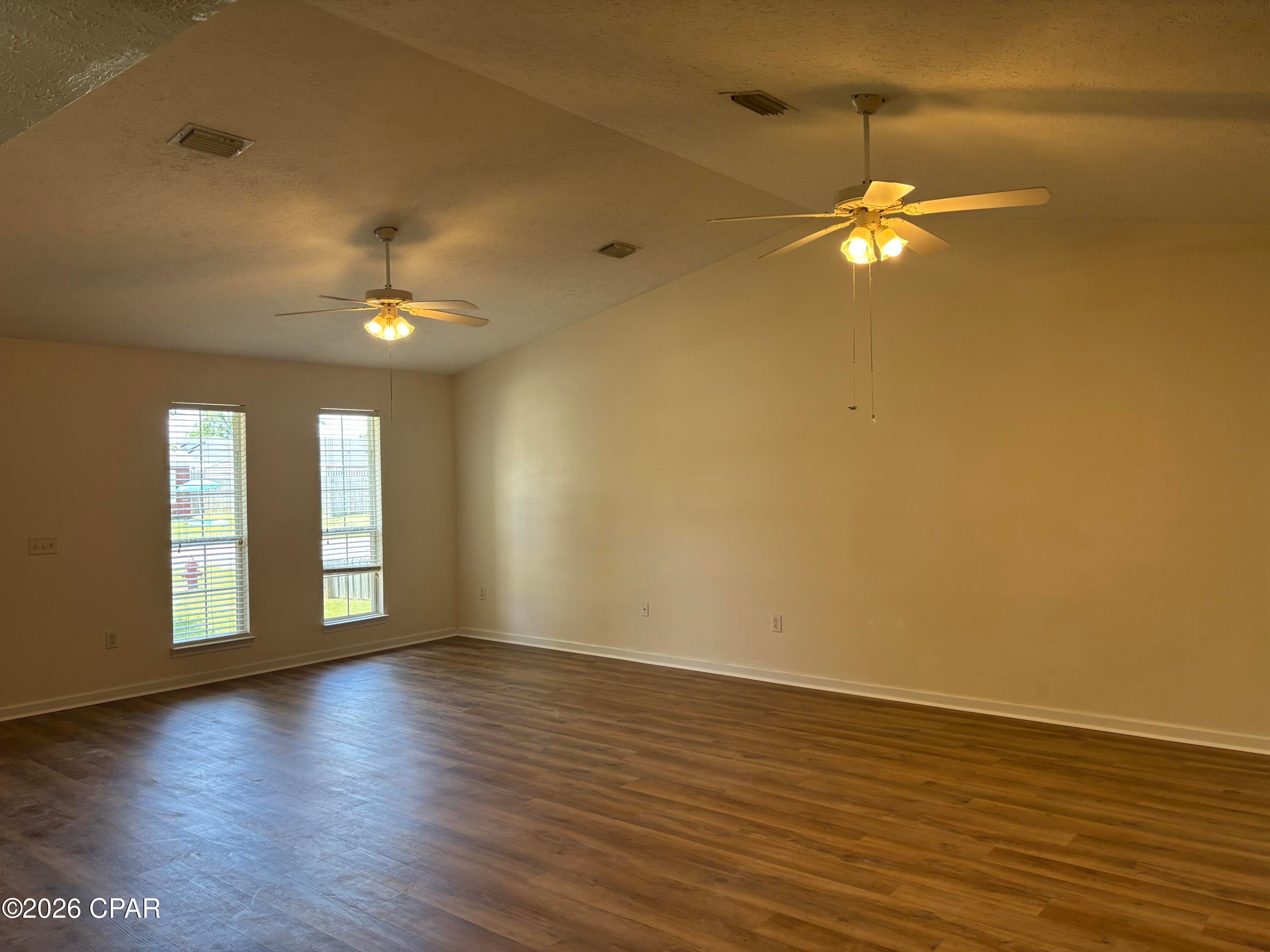 [No Recorded Subdiv] - Residential Lease