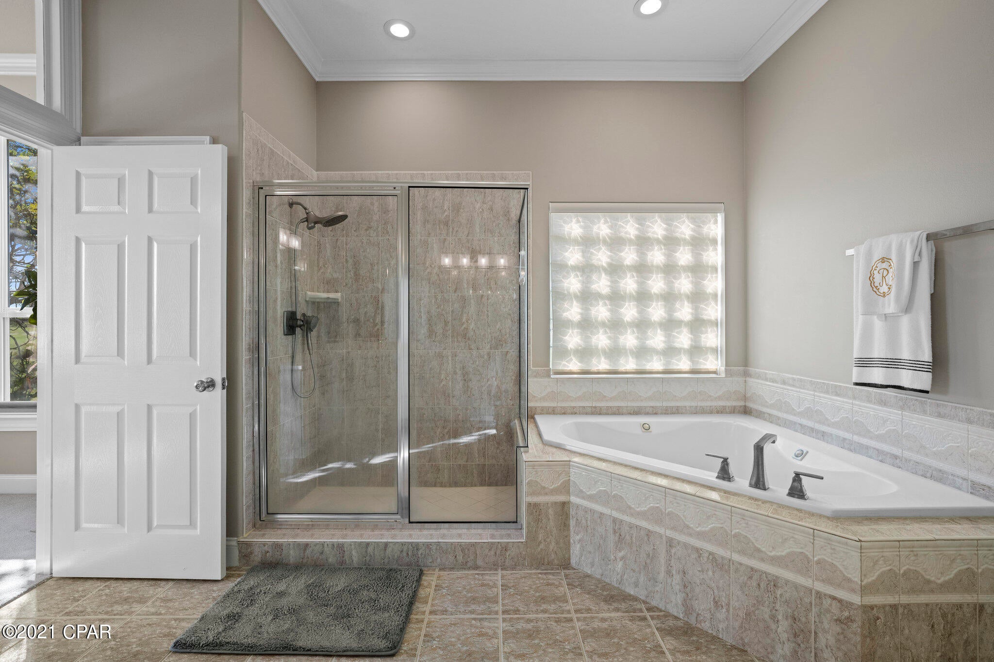 Country Club Harbour Estates - Residential