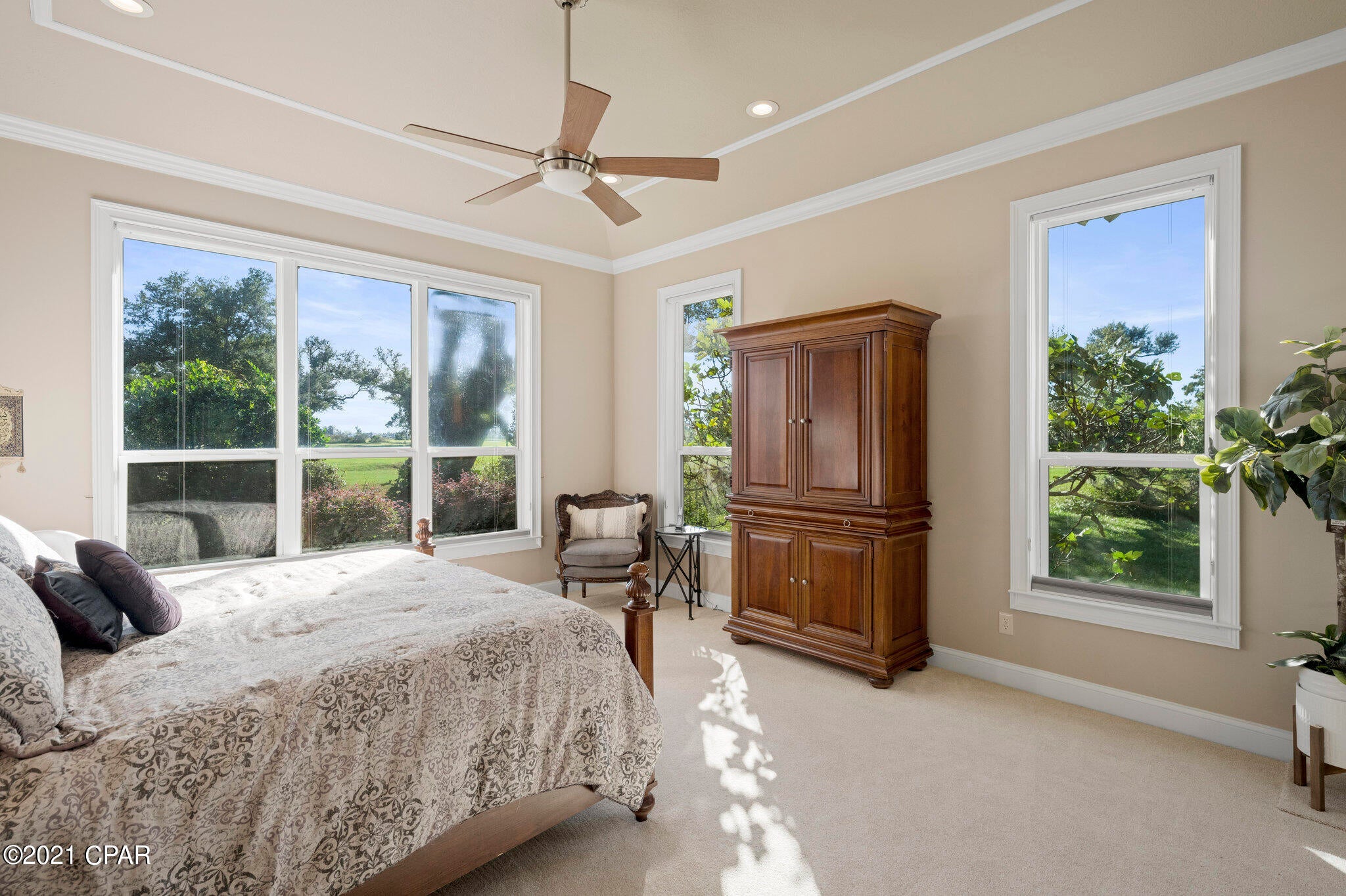 Country Club Harbour Estates - Residential