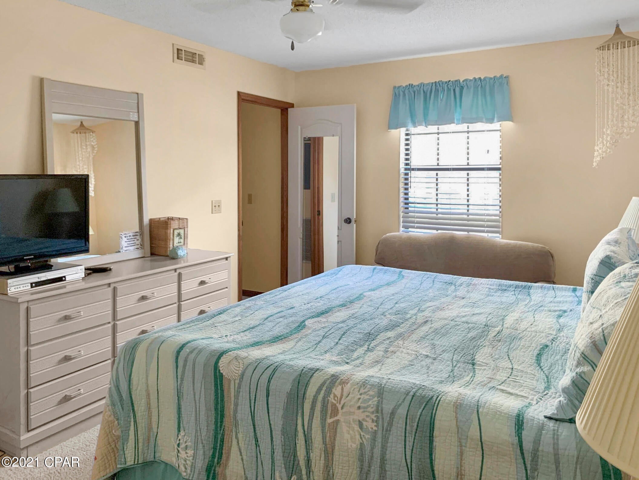 Horizon South IX - Residential Lease