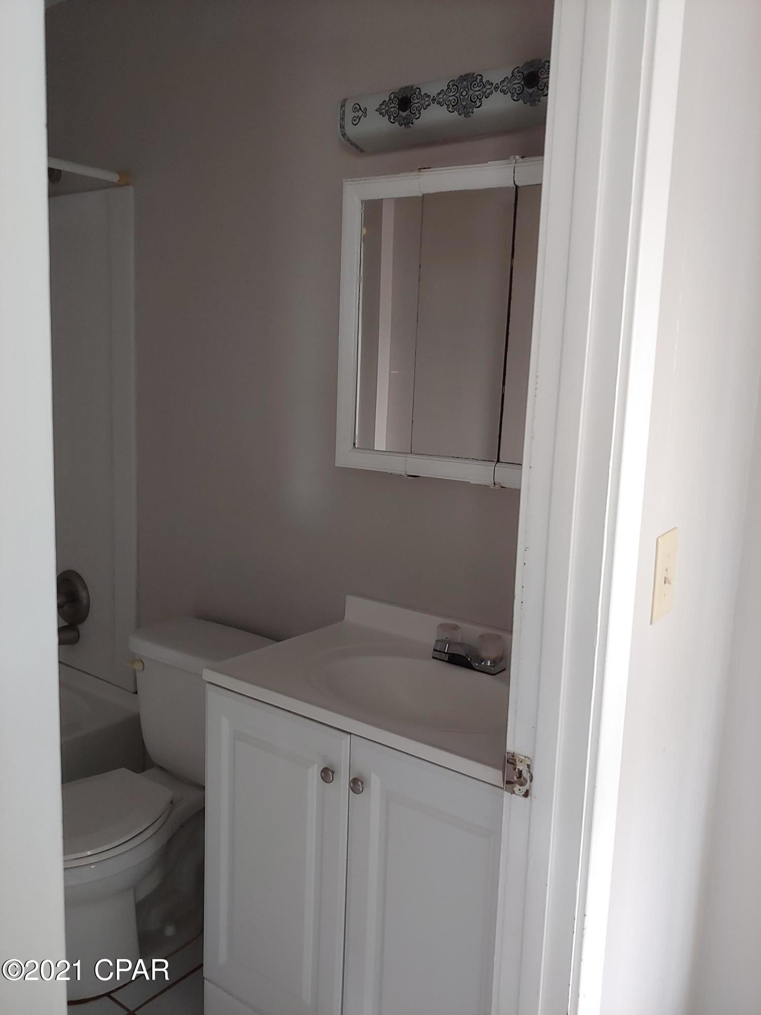 Crescent Beach Unit 1 - Residential Lease