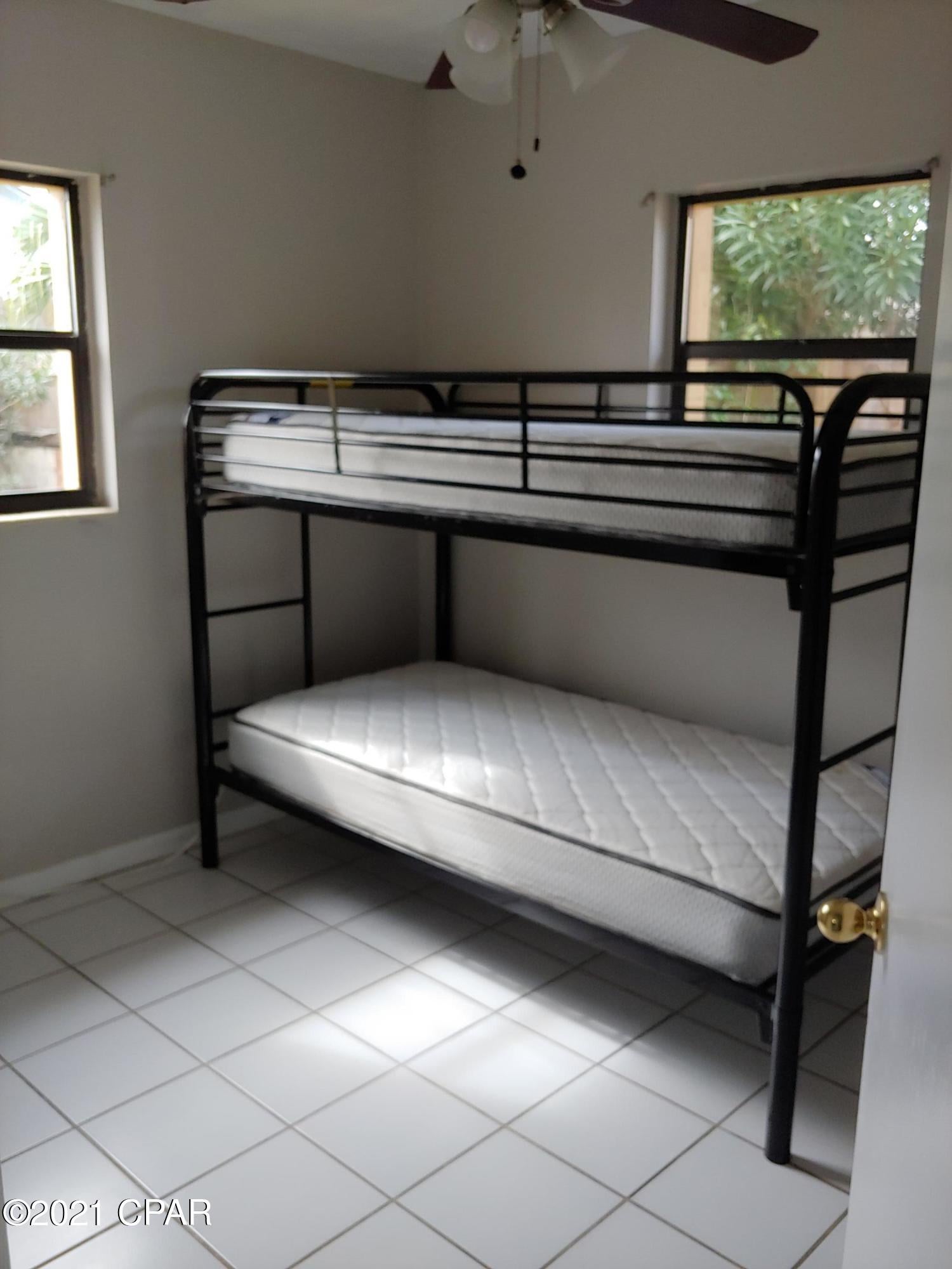 Crescent Beach Unit 1 - Residential Lease