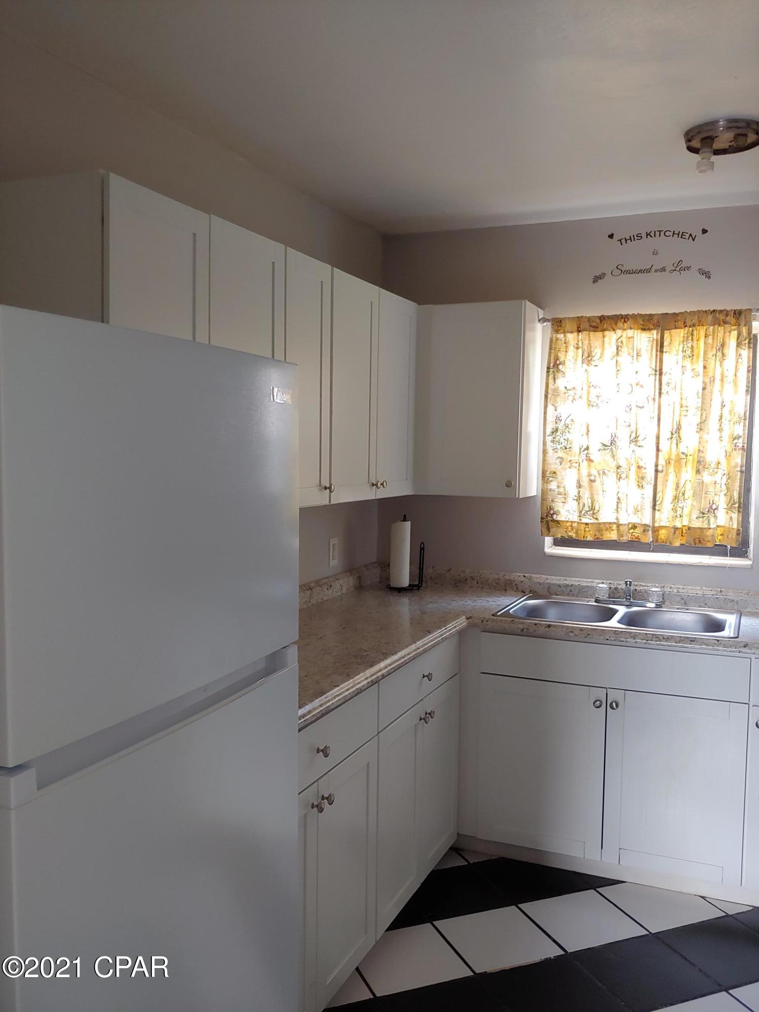 Crescent Beach Unit 1 - Residential Lease