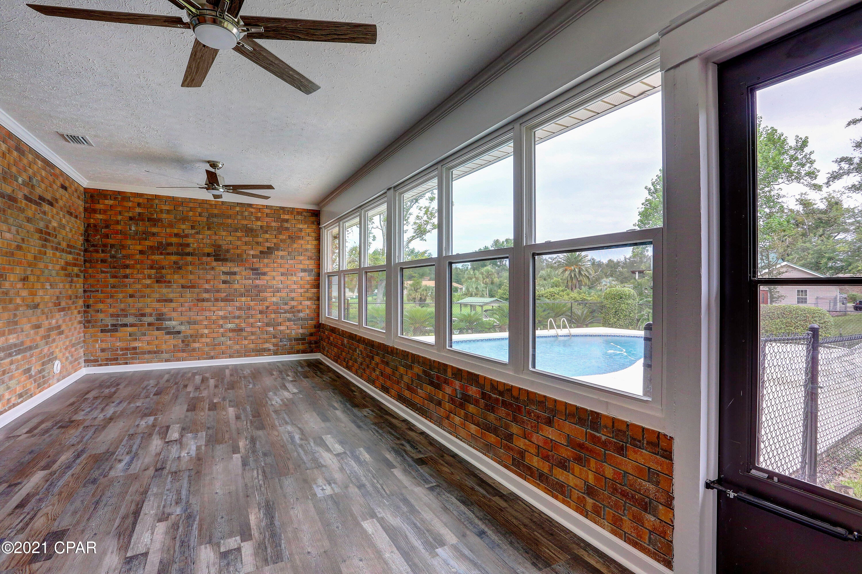 Deerpoint Estates - Residential