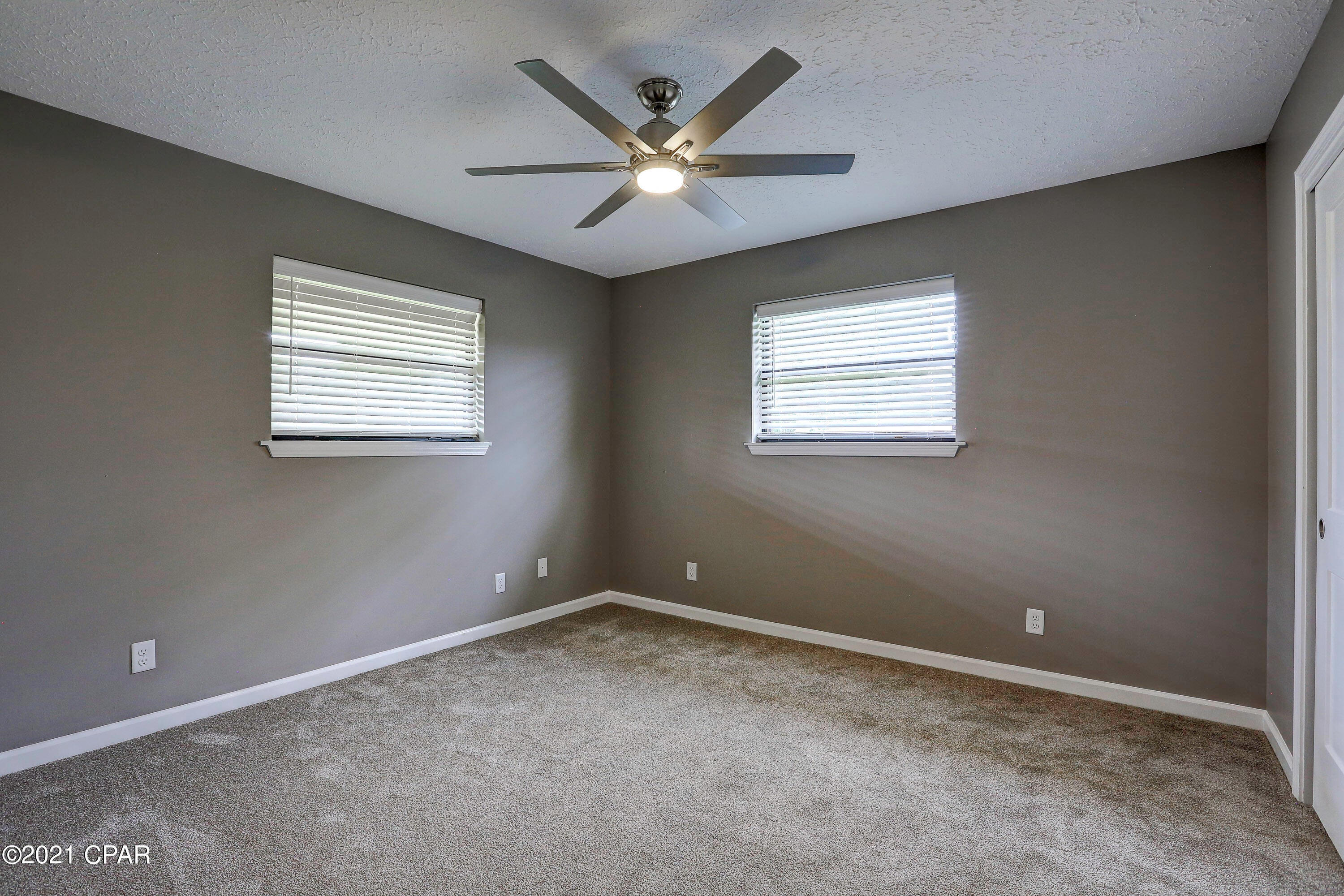 Deerpoint Estates - Residential