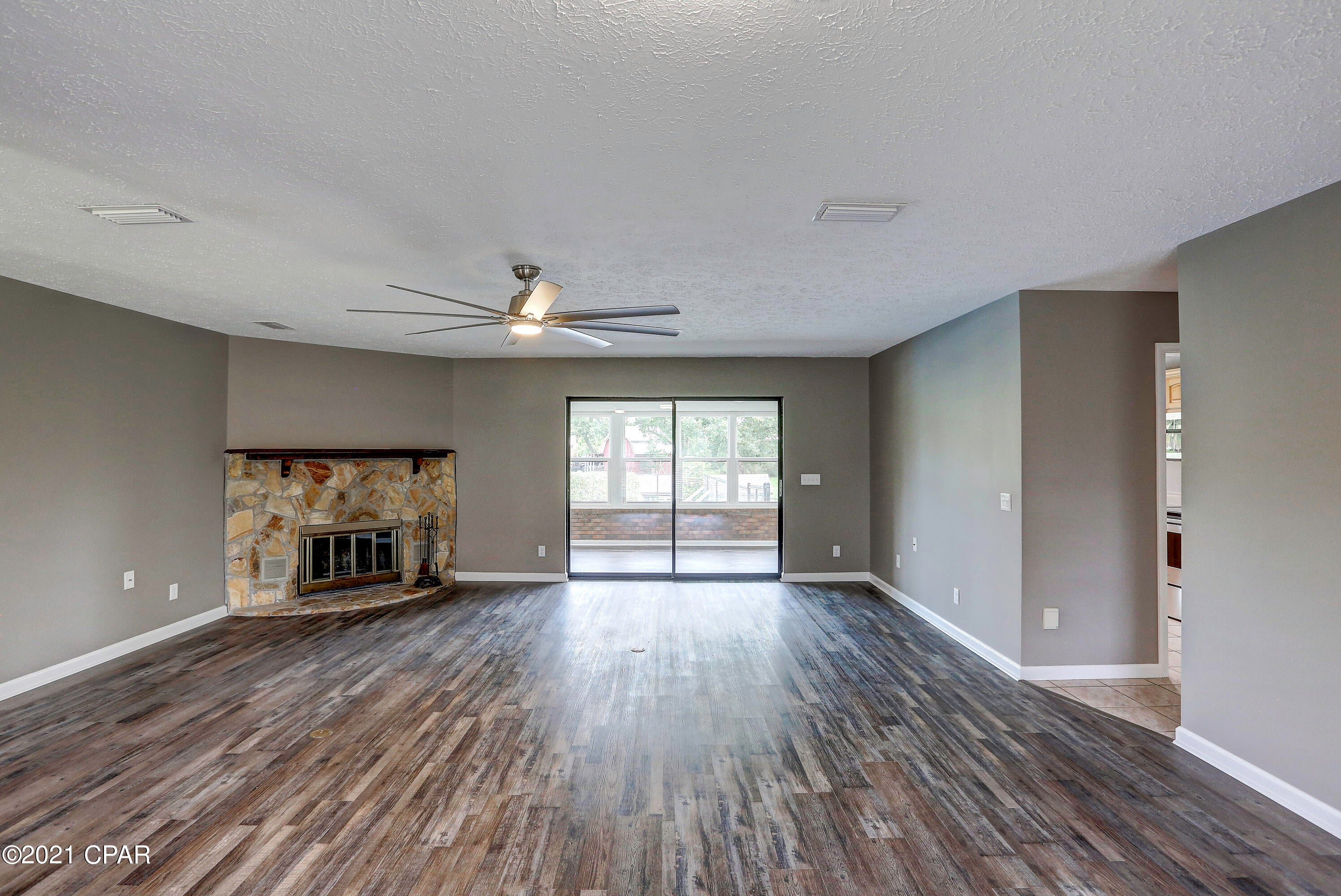 Deerpoint Estates - Residential