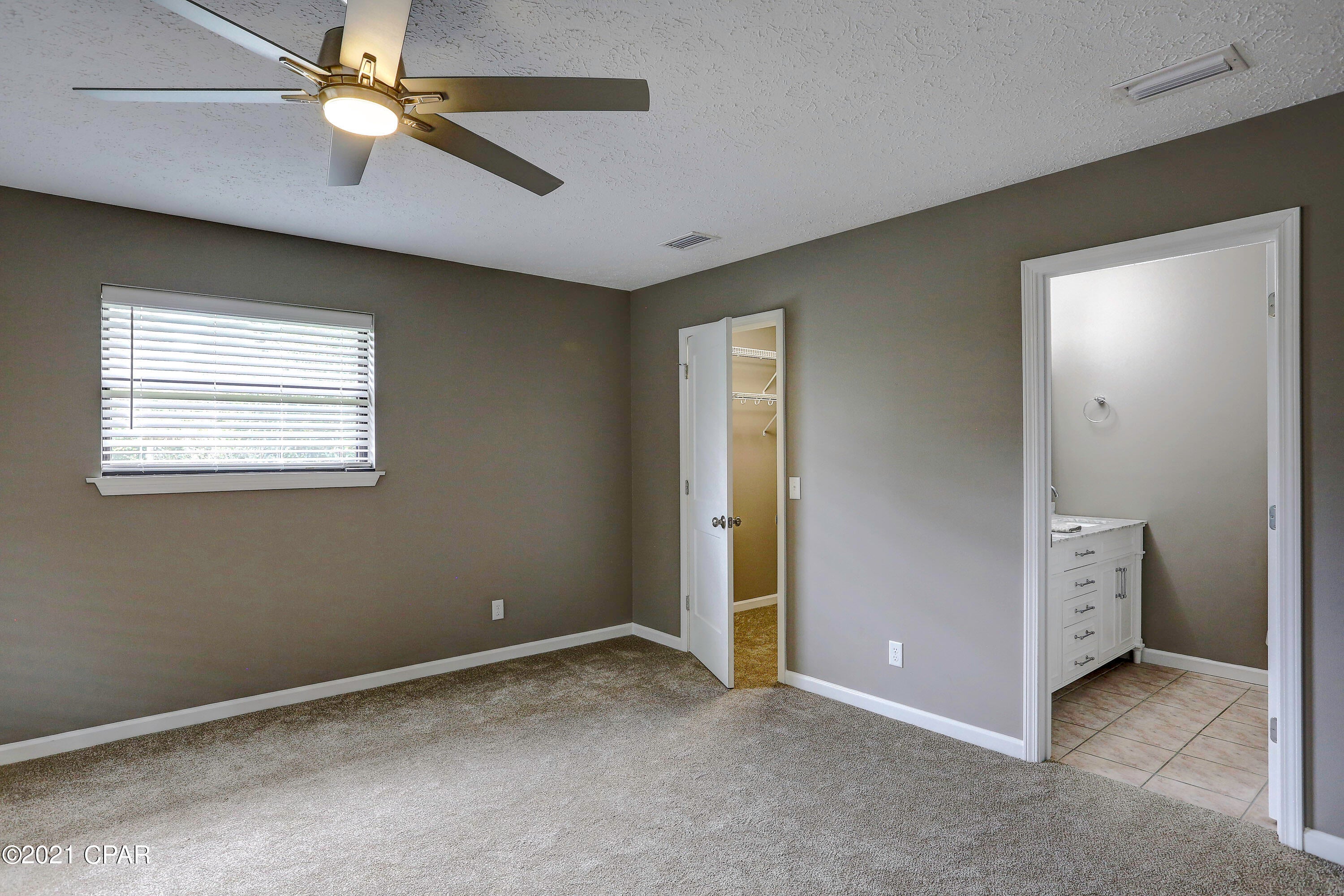 Deerpoint Estates - Residential