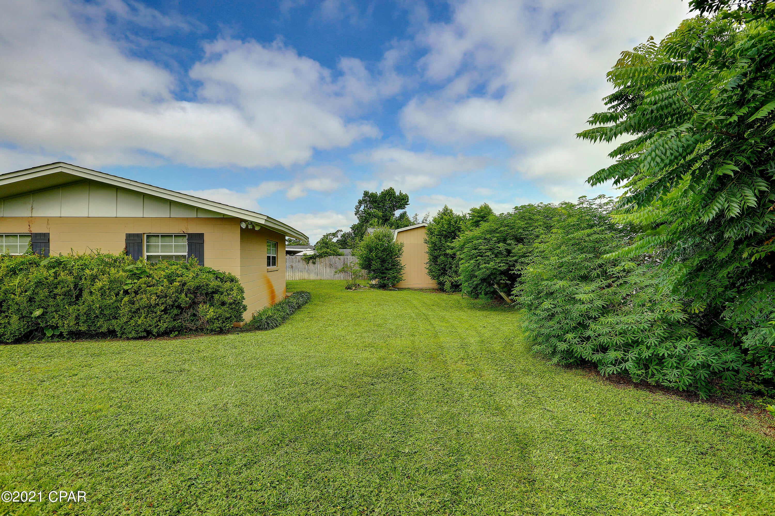 Island View Estates - Residential