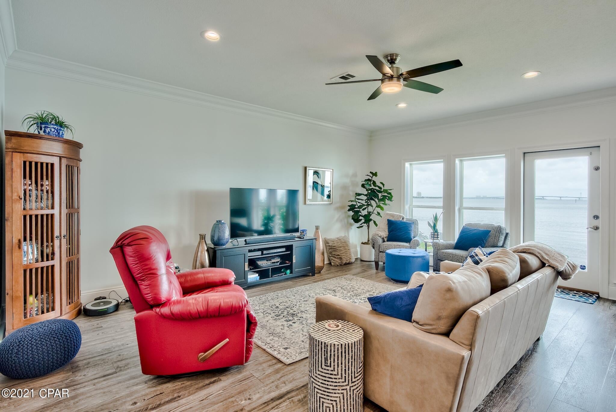 Pelican Bay - Residential