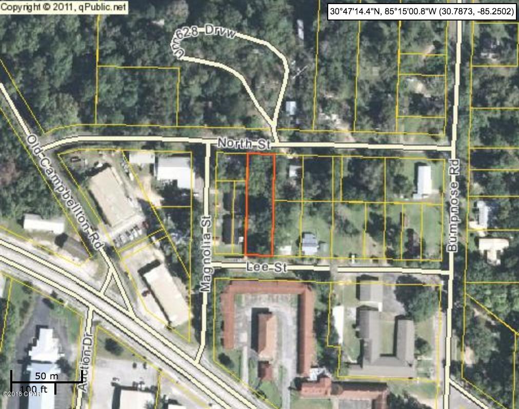Beautiful wooded lot in Marianna, FL. Great location and affordably priced. Perfect opportunity to own a lot to add your mobil home. Conveniently located to; Florida Caverns State Park, Blue Springs Recreational Park, Bellamy Bridge Heritage Trail, Hinson Conservation and Recreation Area, Indian Springs and Florida Canyons Golf courses.