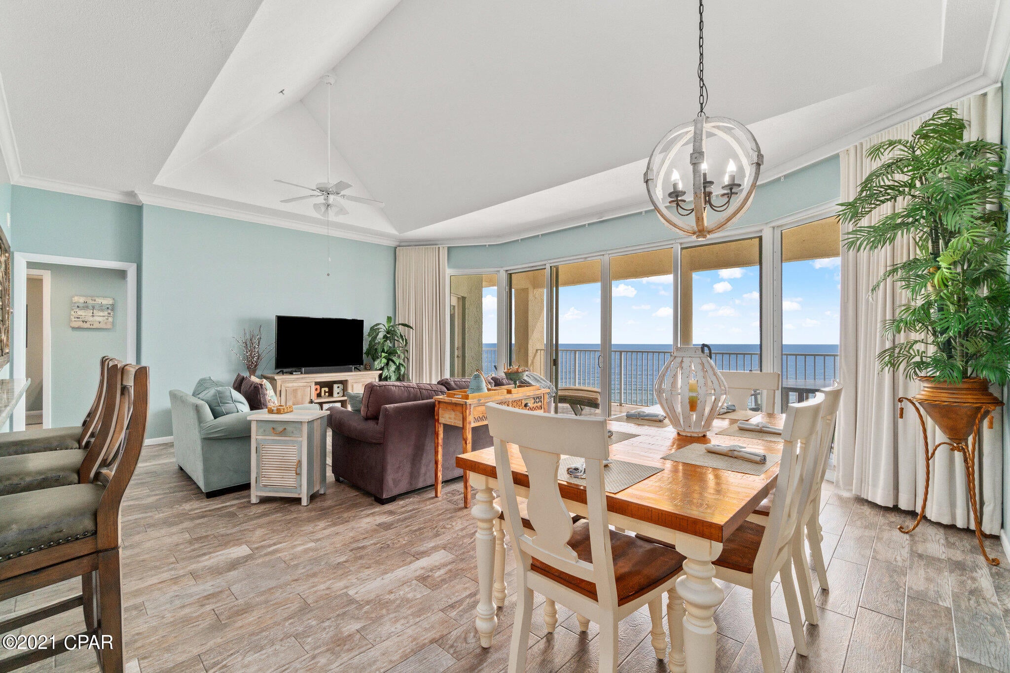 Long Beach Towers I - Residential