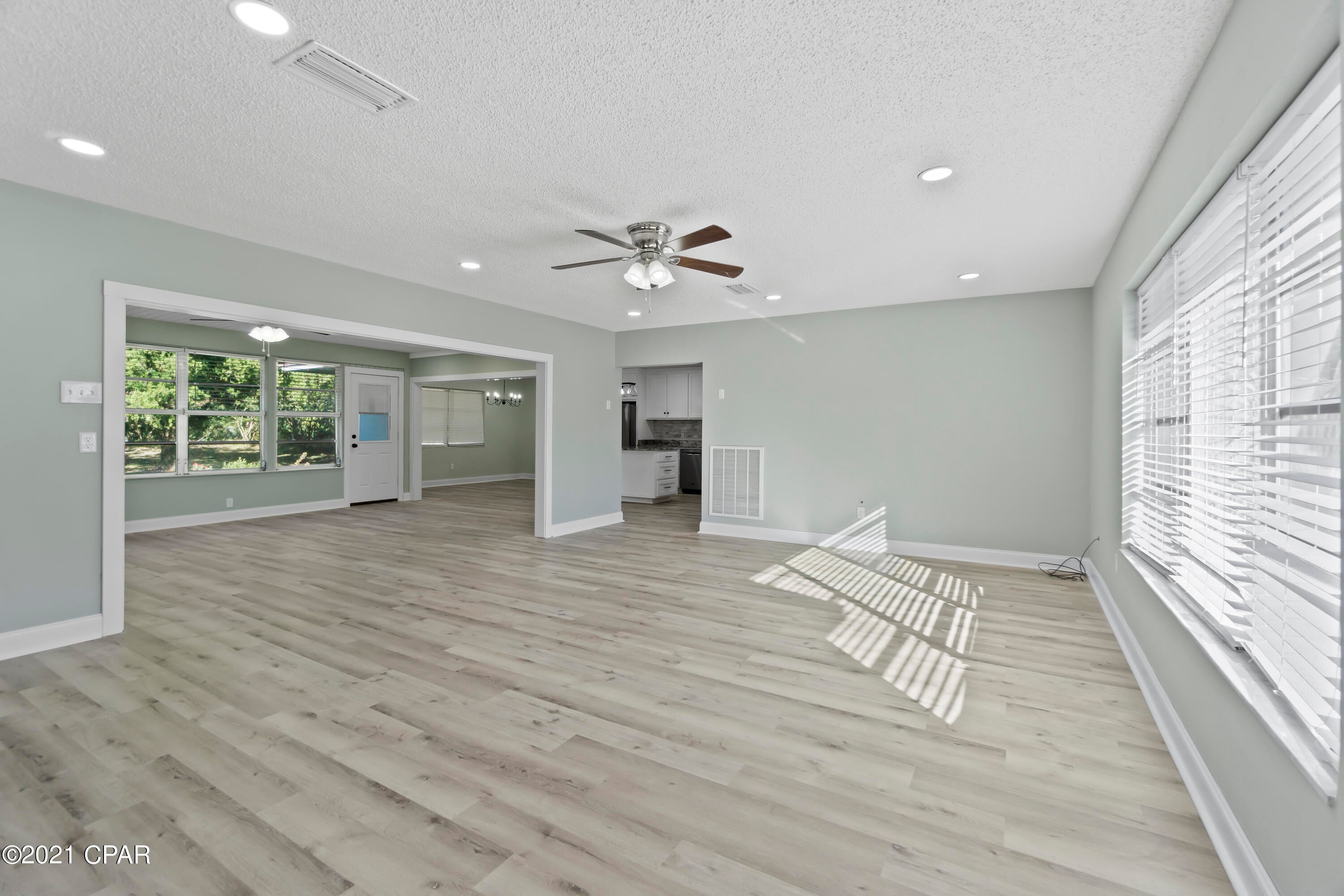 Sunny Hills Unit 4 - Residential