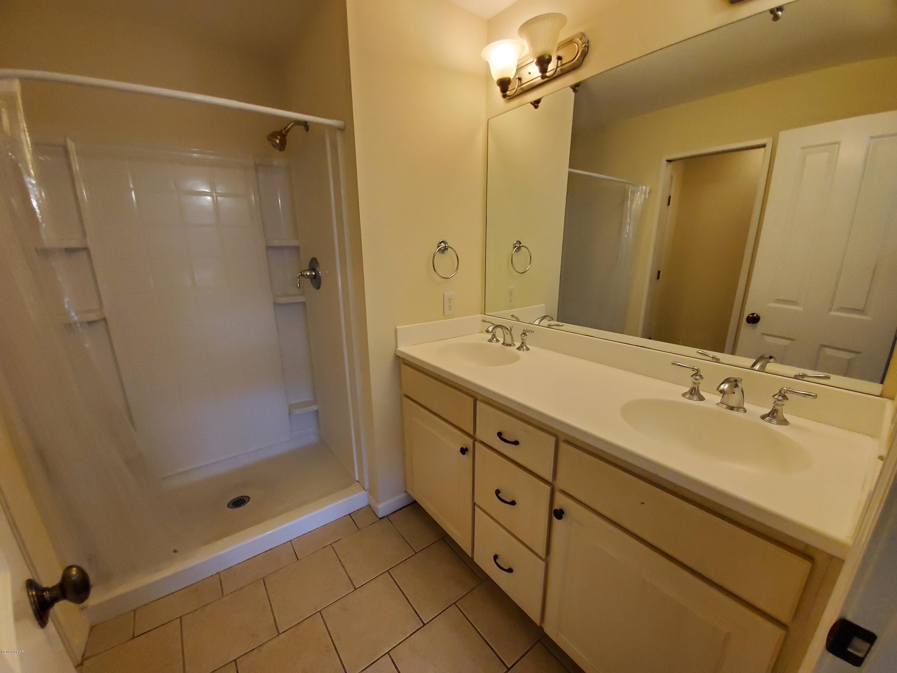 Annabella's Townhomes - Residential Lease
