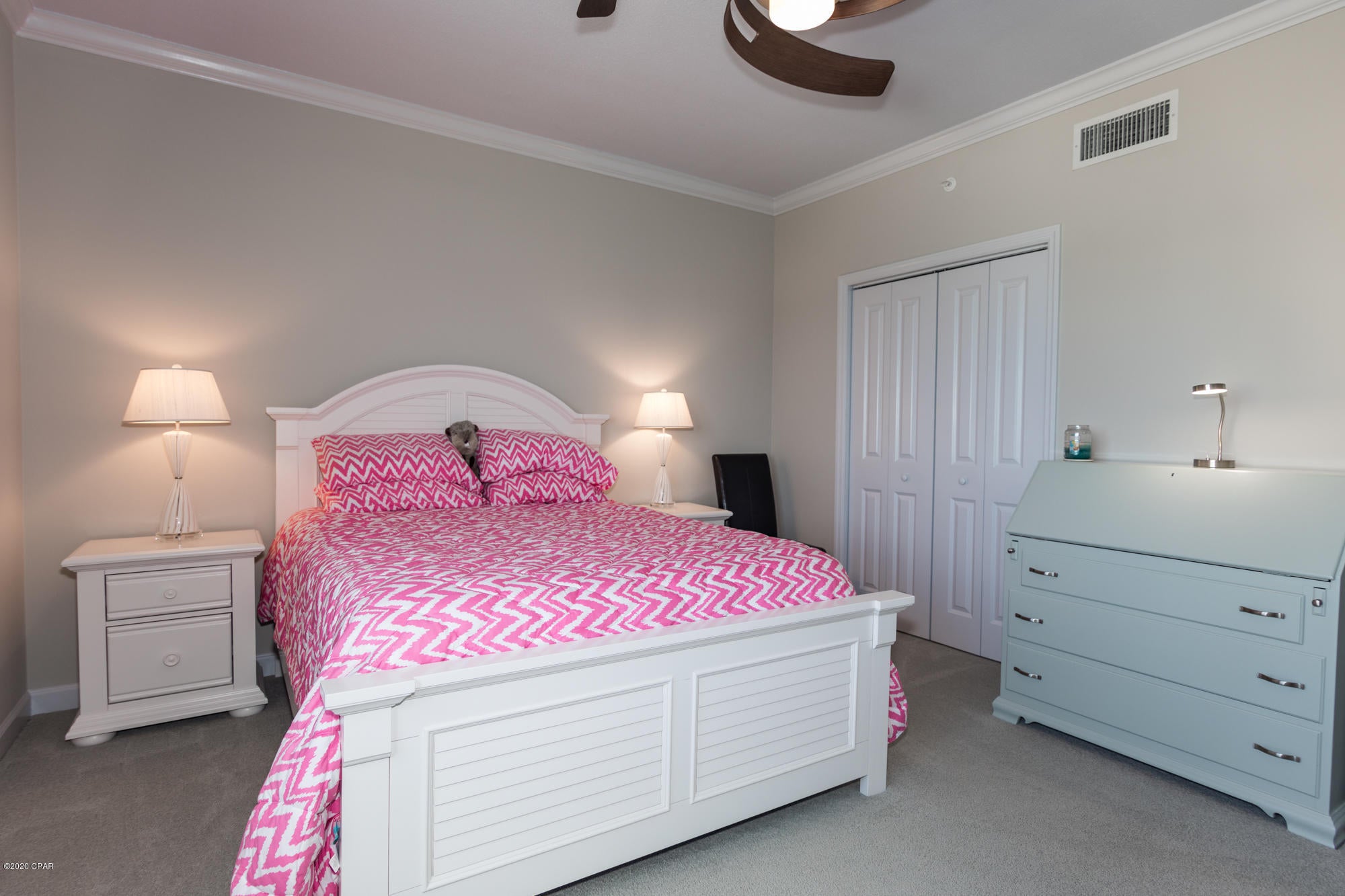Grande Surf Club Condo - Residential