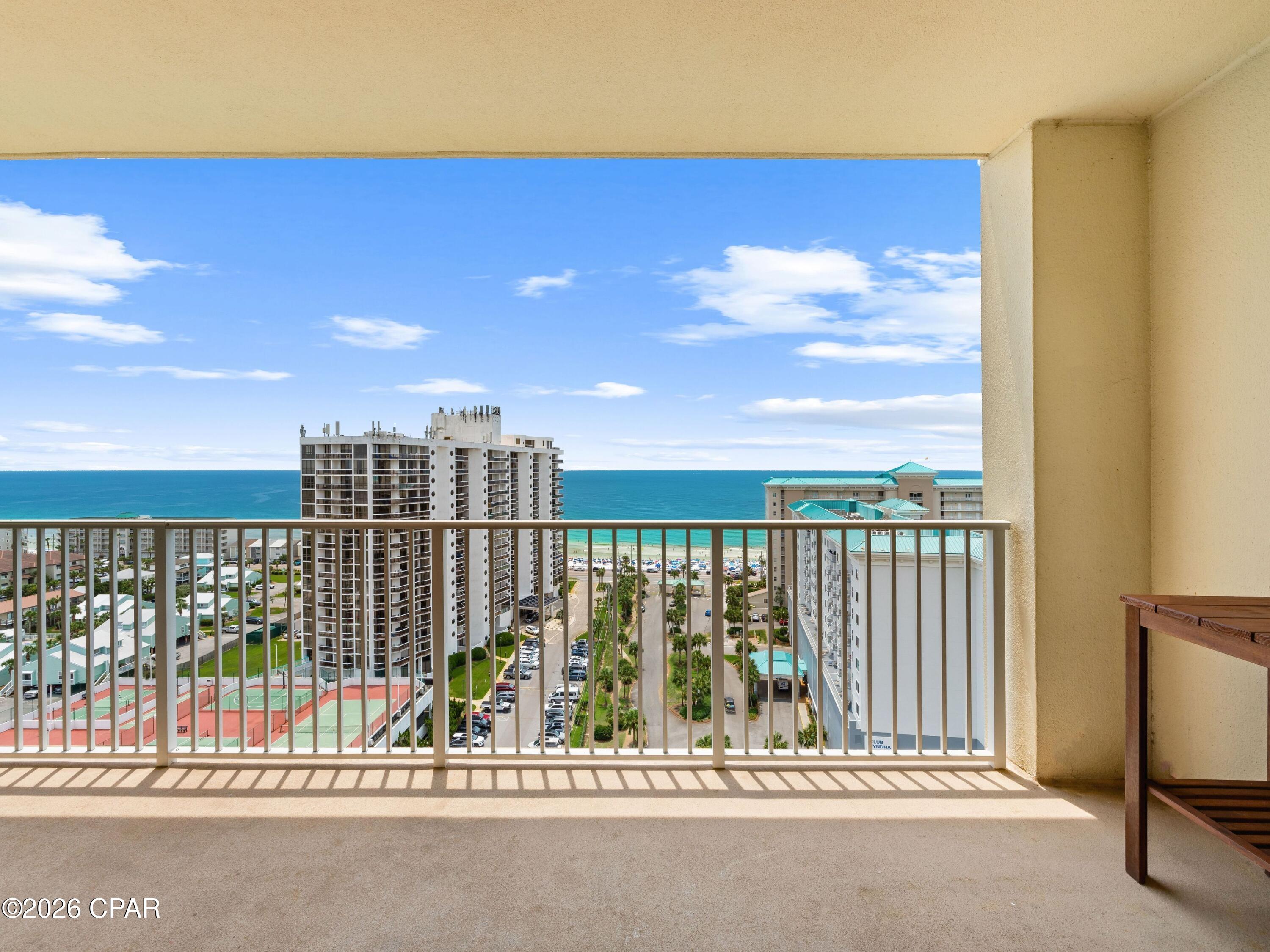 Ariel Dunes I - Residential