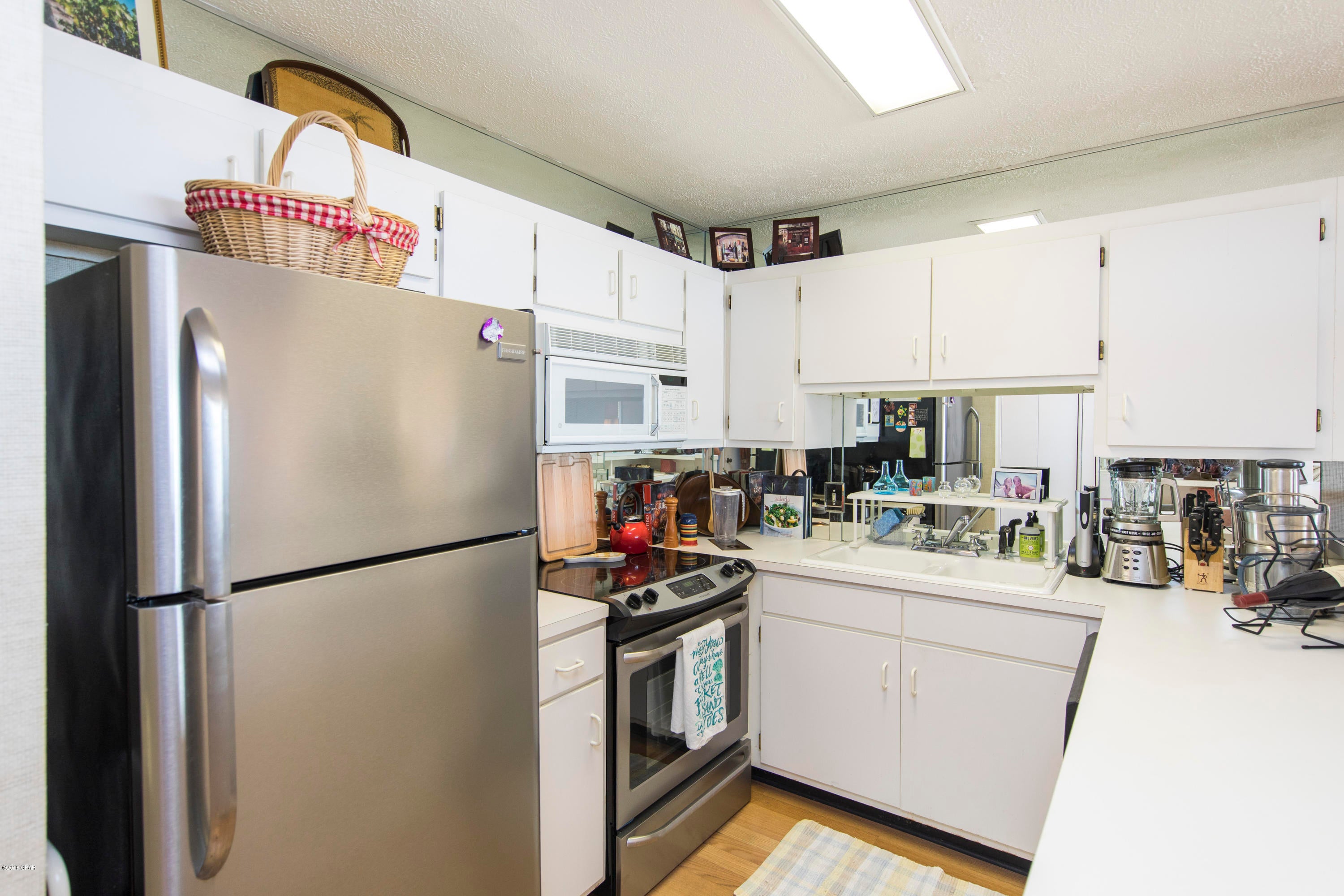 Bay Point Studio Villas Unit 3 - Residential