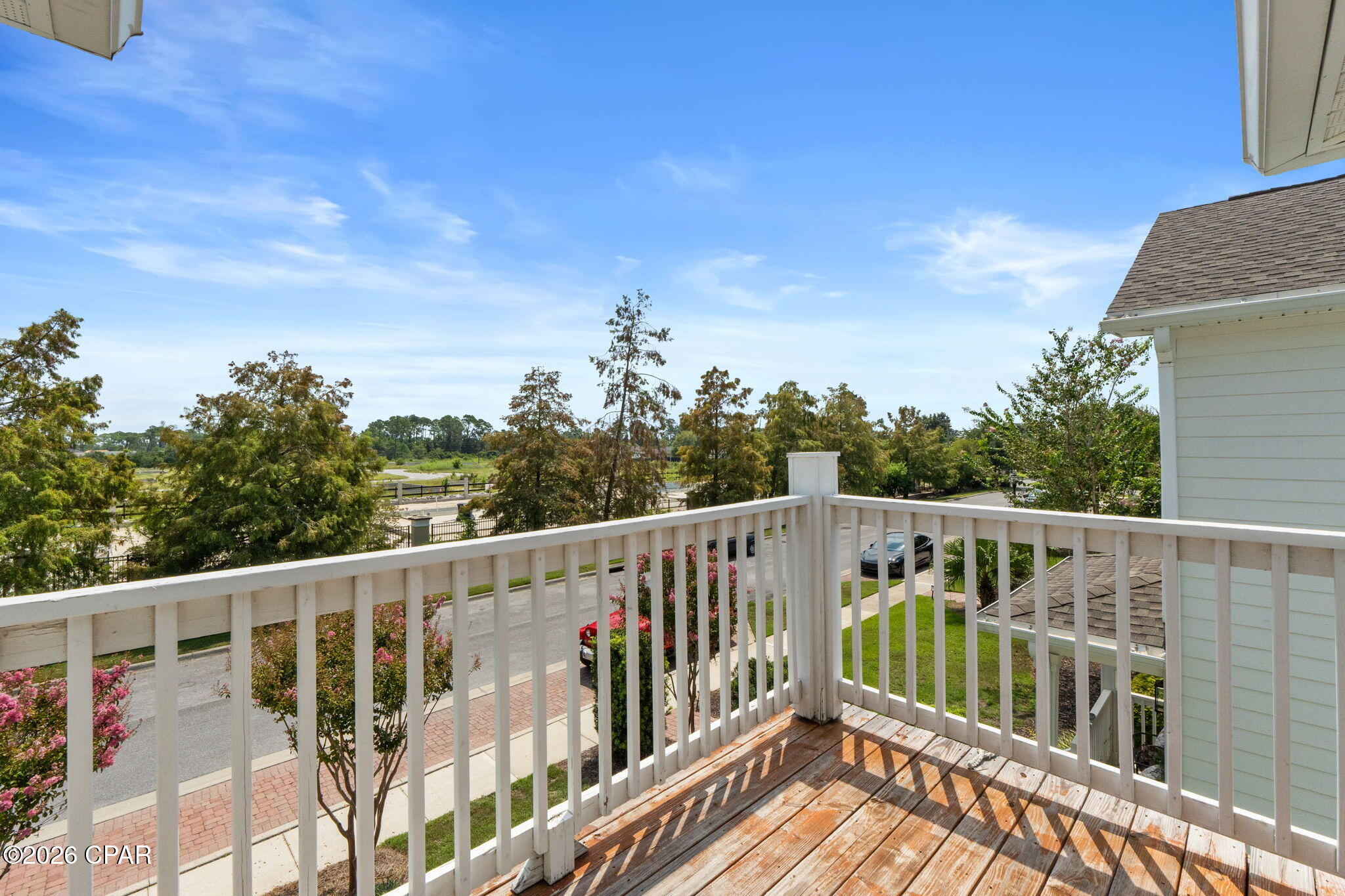 Magnolia Bay Club - Residential