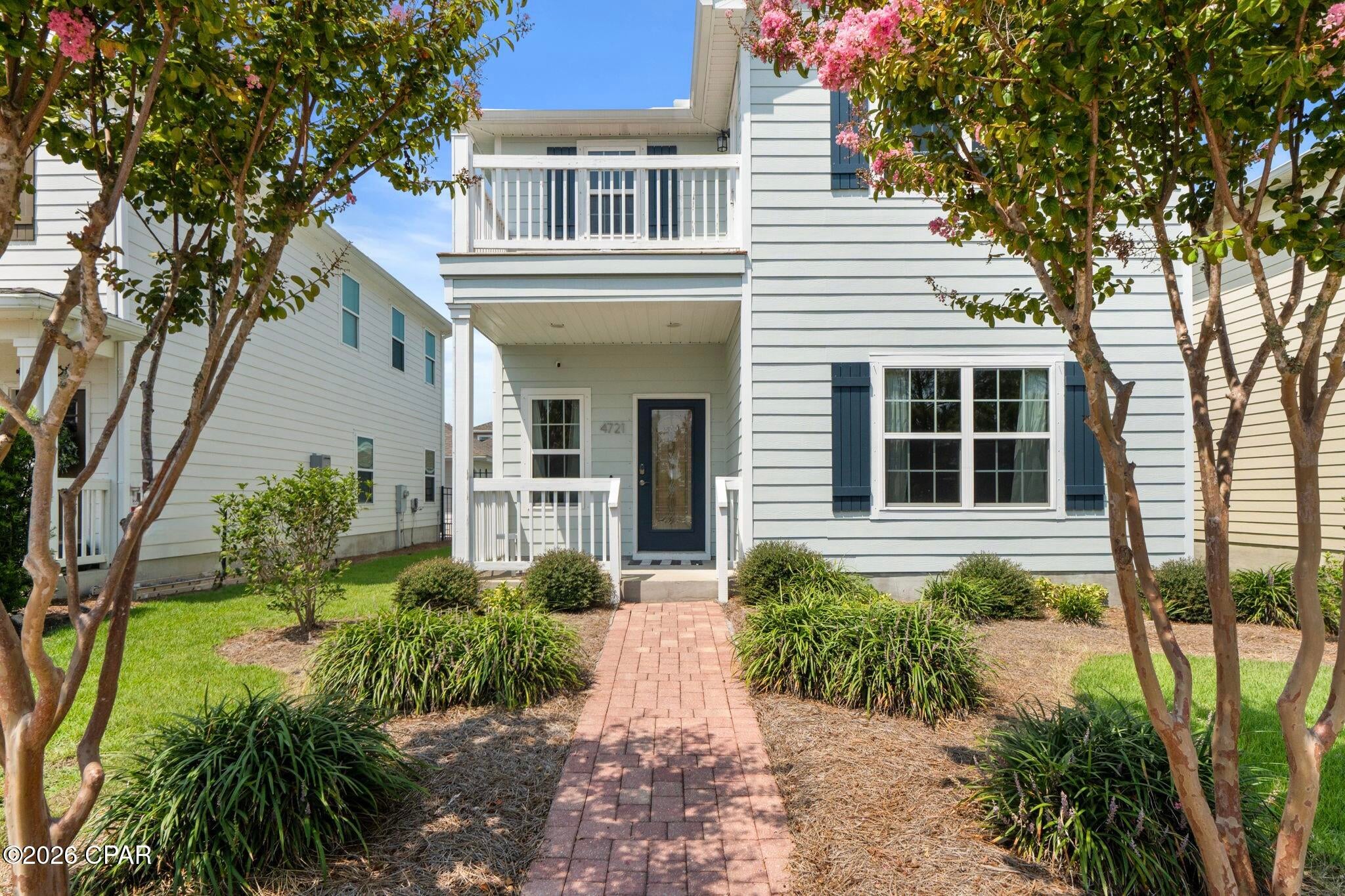 Magnolia Bay Club - Residential