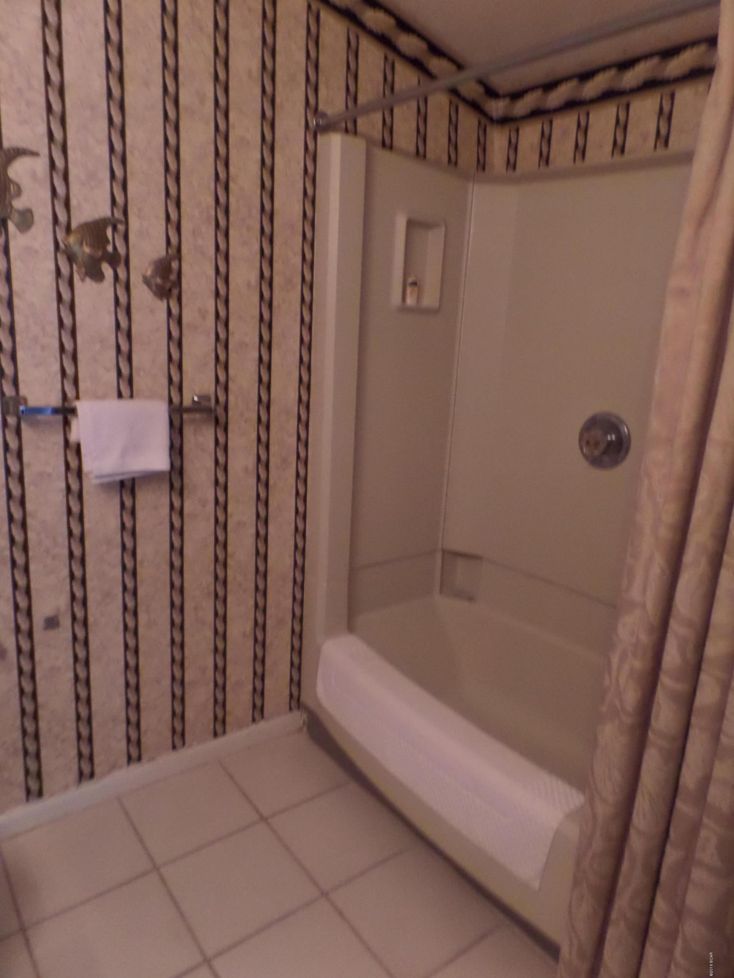 Sunnyside Beach & Tennis Condo - Residential