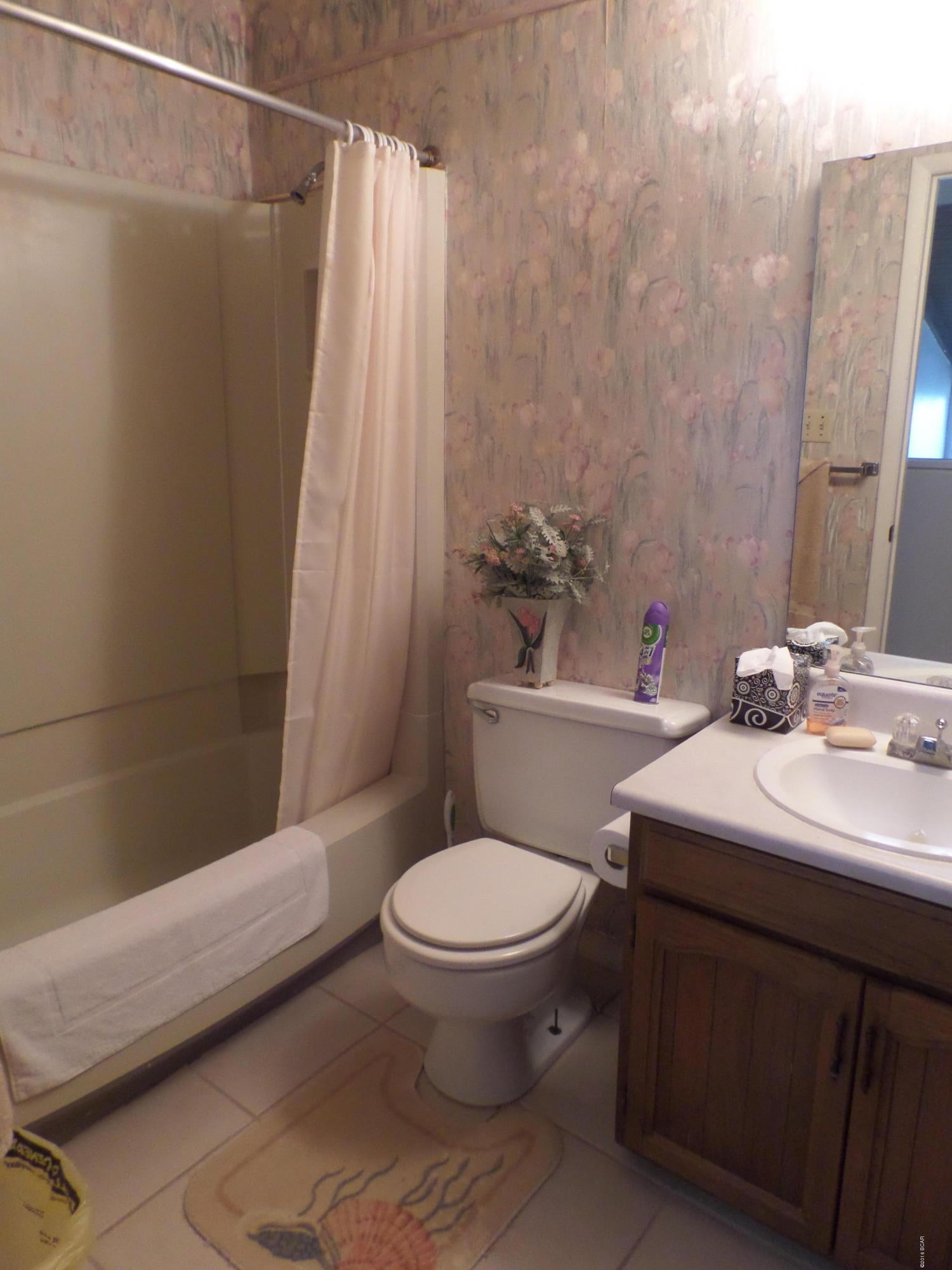 Sunnyside Beach & Tennis Condo - Residential