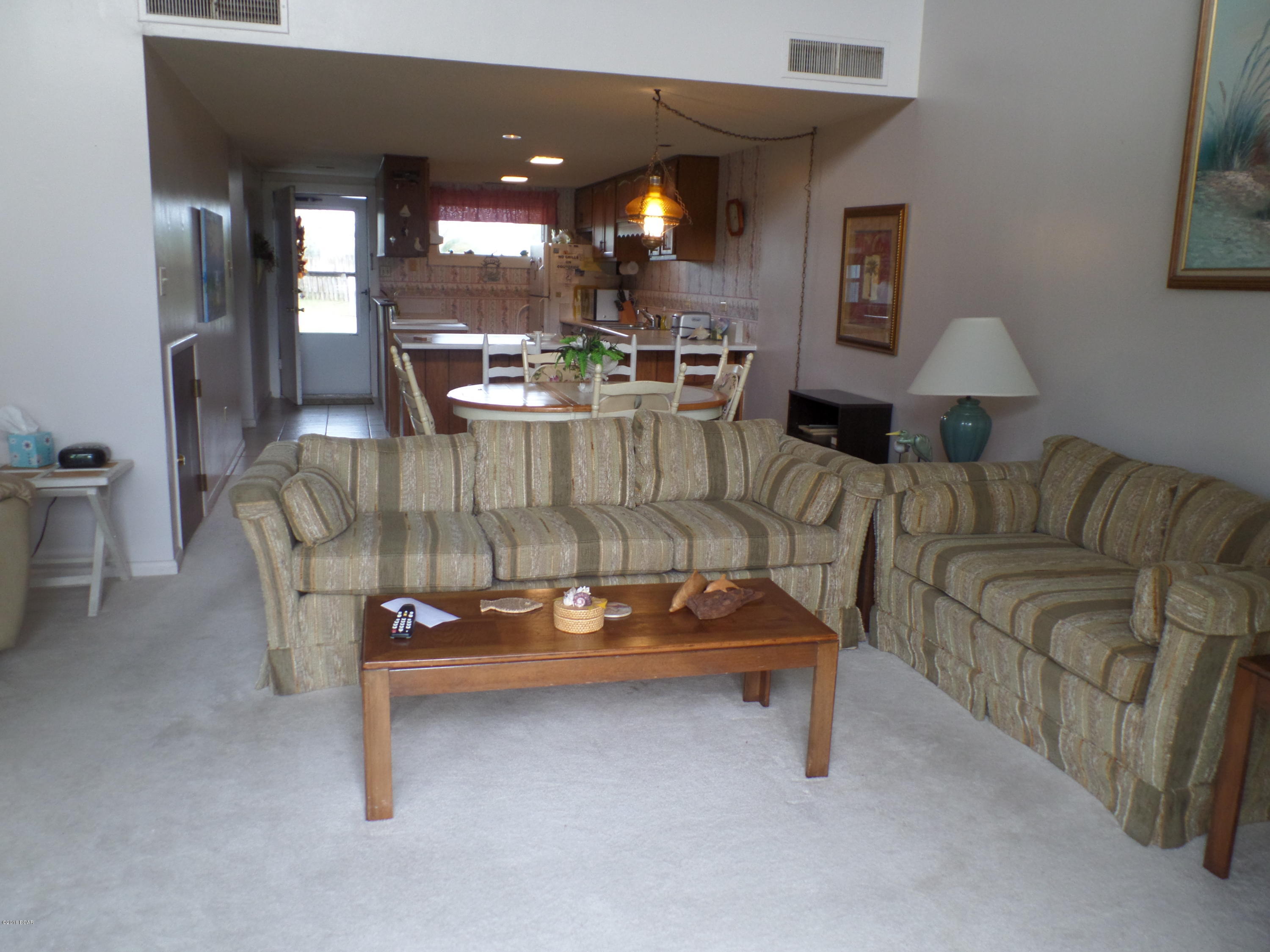 Sunnyside Beach & Tennis Condo - Residential
