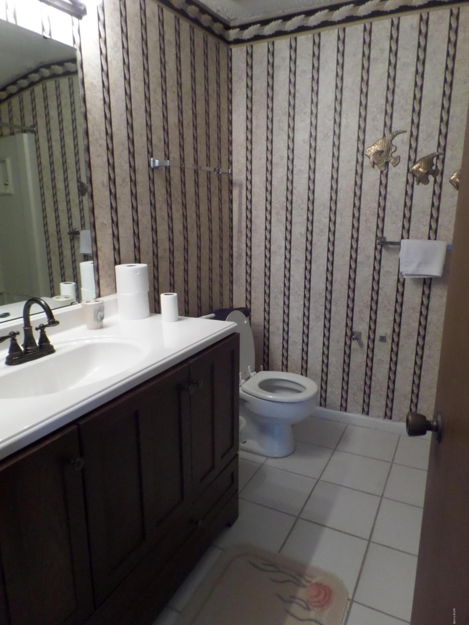 Sunnyside Beach & Tennis Condo - Residential