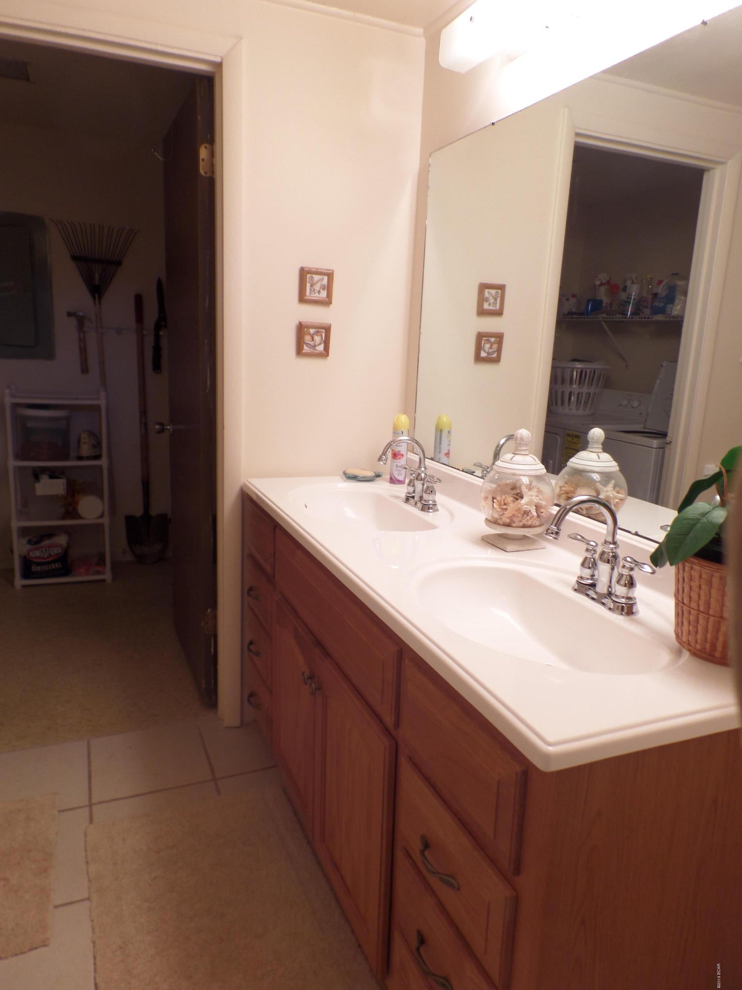 Sunnyside Beach & Tennis Condo - Residential