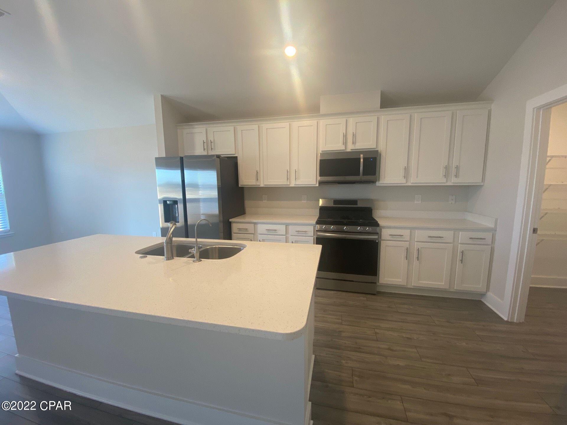 [No Recorded Subdiv] - Residential Lease