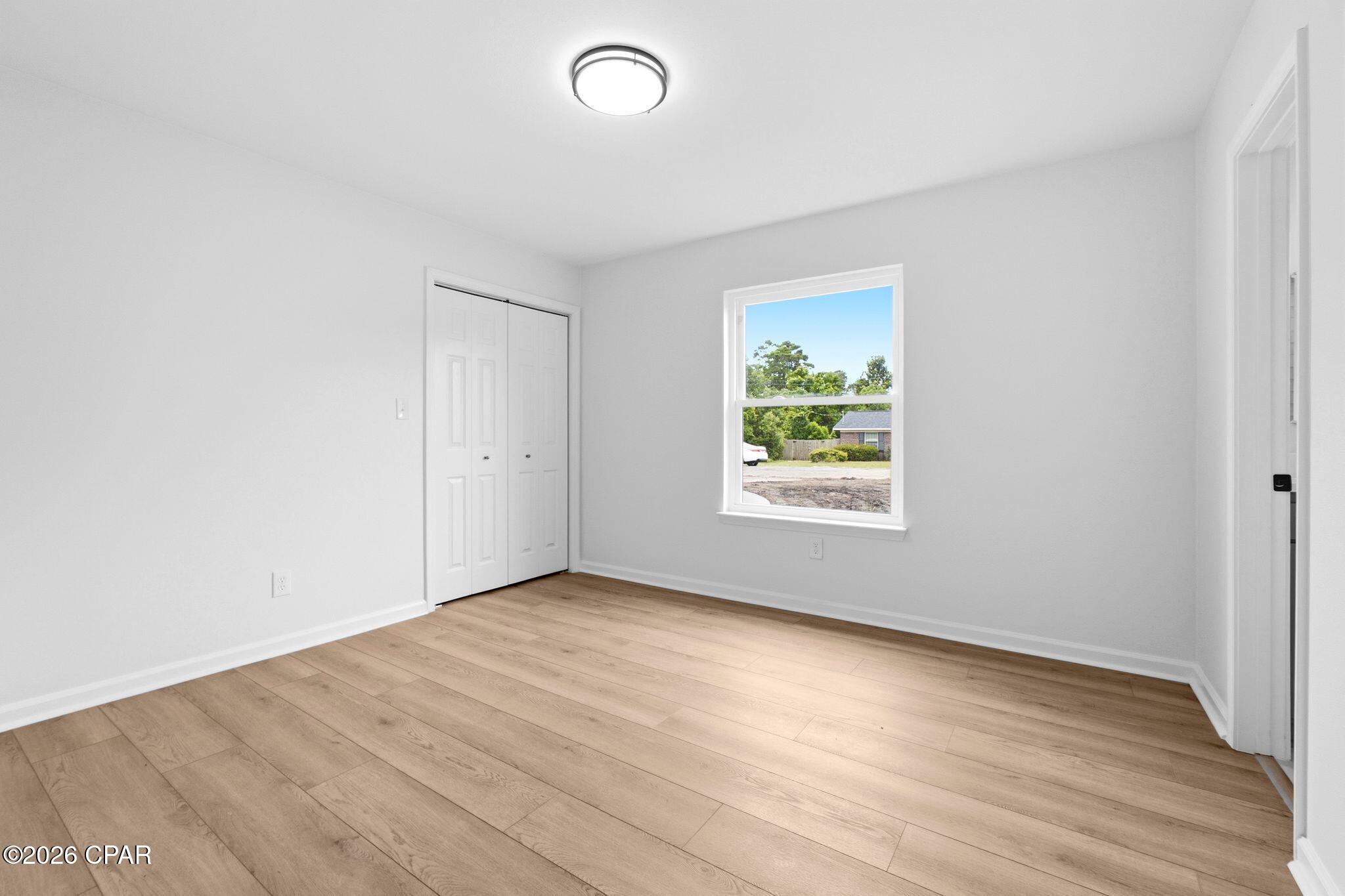 Diamond Head-Lakeside - Residential