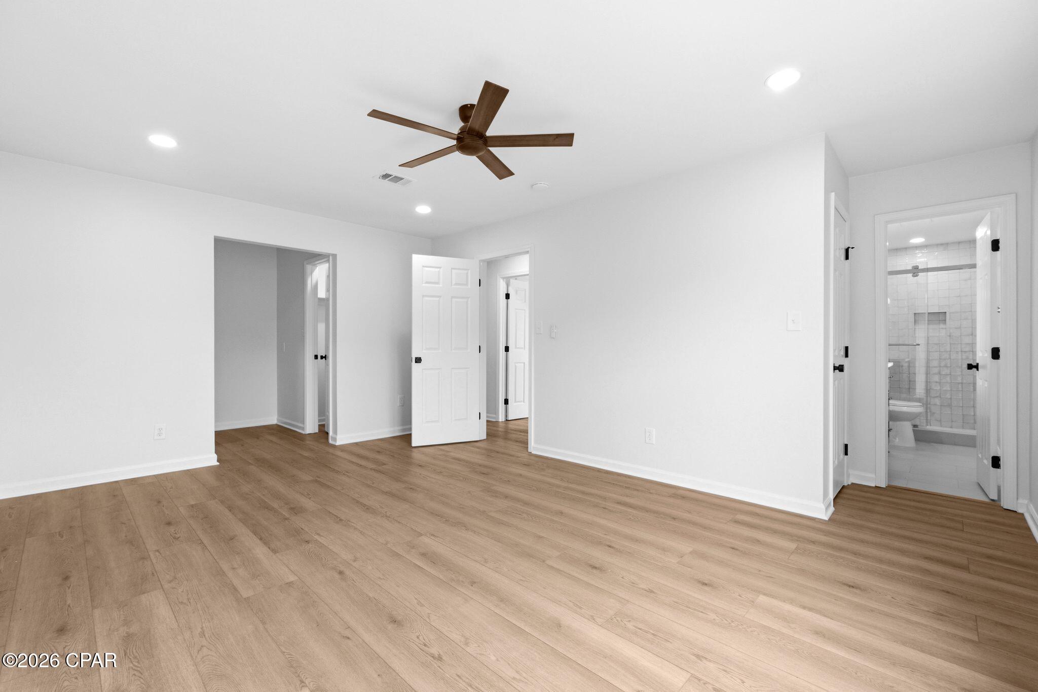 Diamond Head-Lakeside - Residential