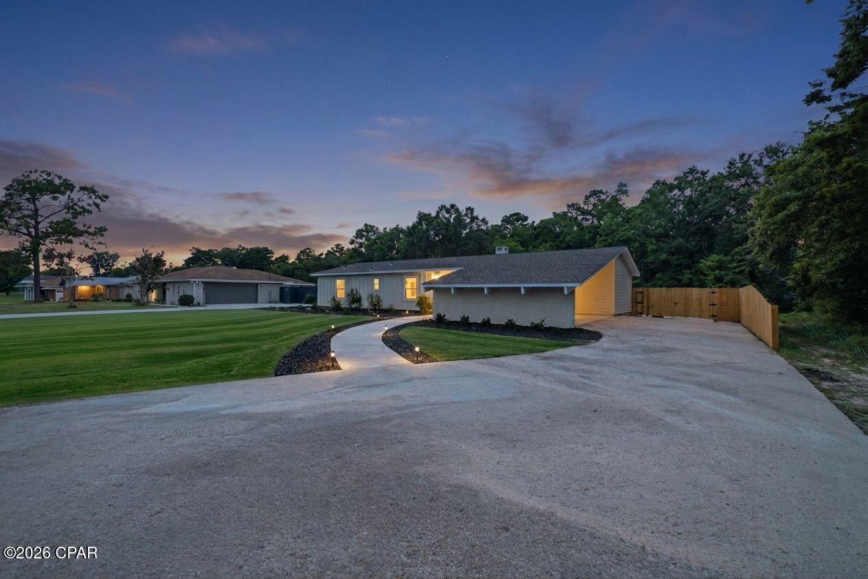 Diamond Head-Lakeside - Residential