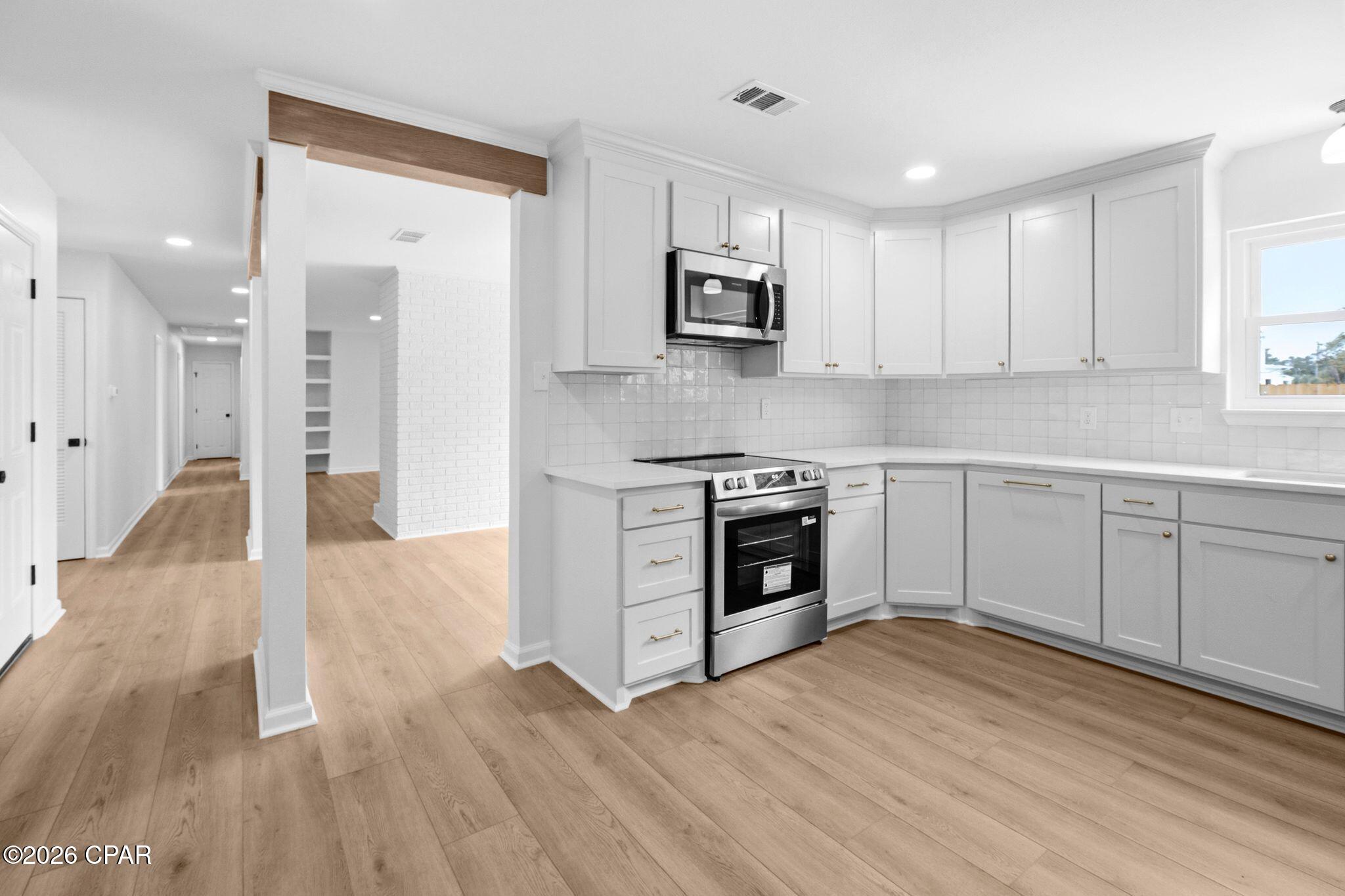 Diamond Head-Lakeside - Residential