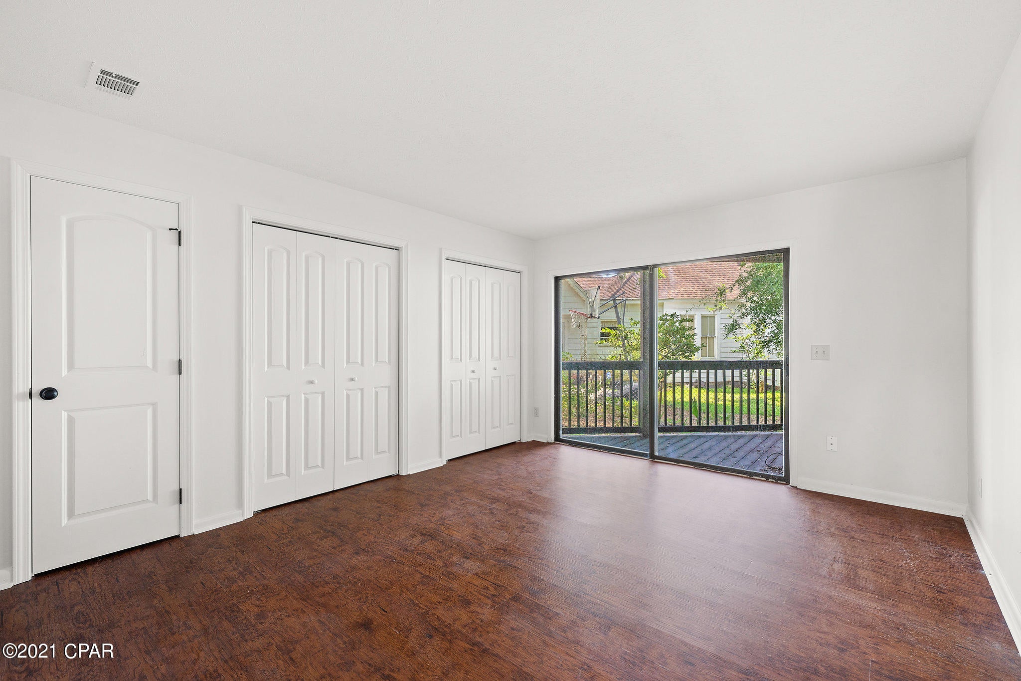Cedar Cove Apts - Residential