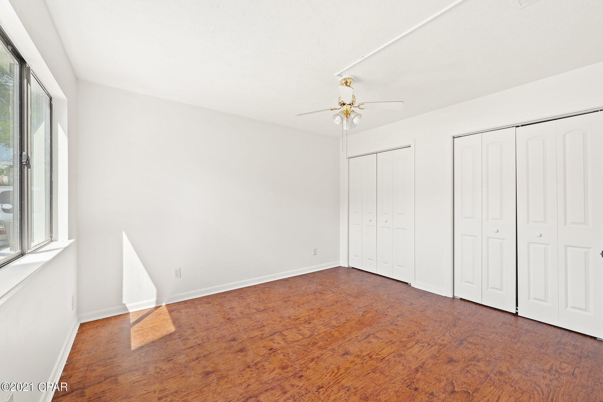 Cedar Cove Apts - Residential