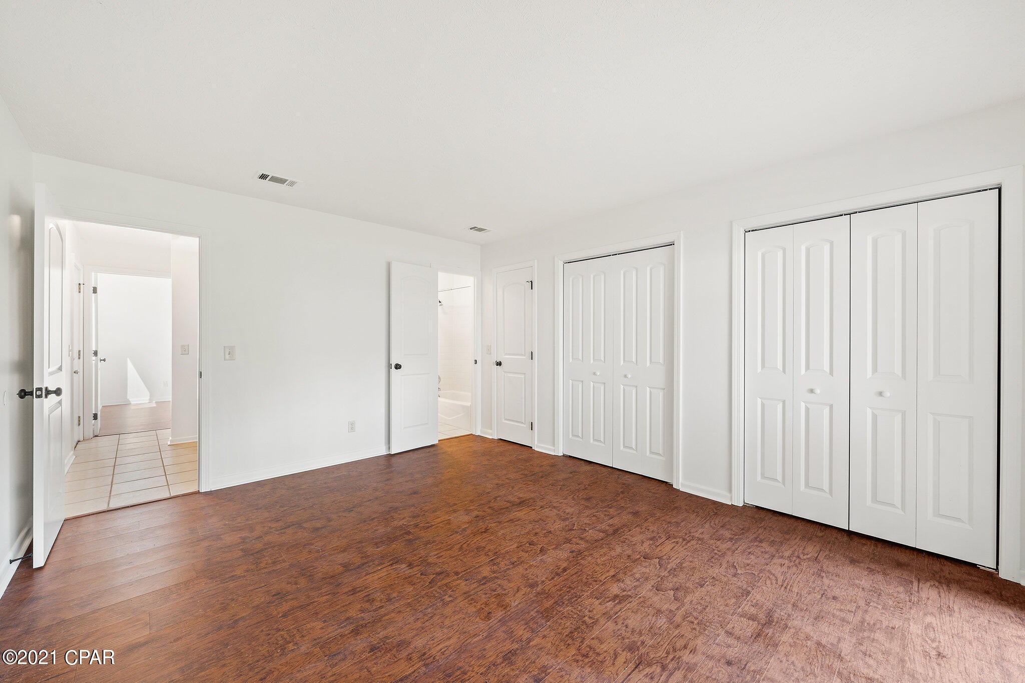 Cedar Cove Apts - Residential