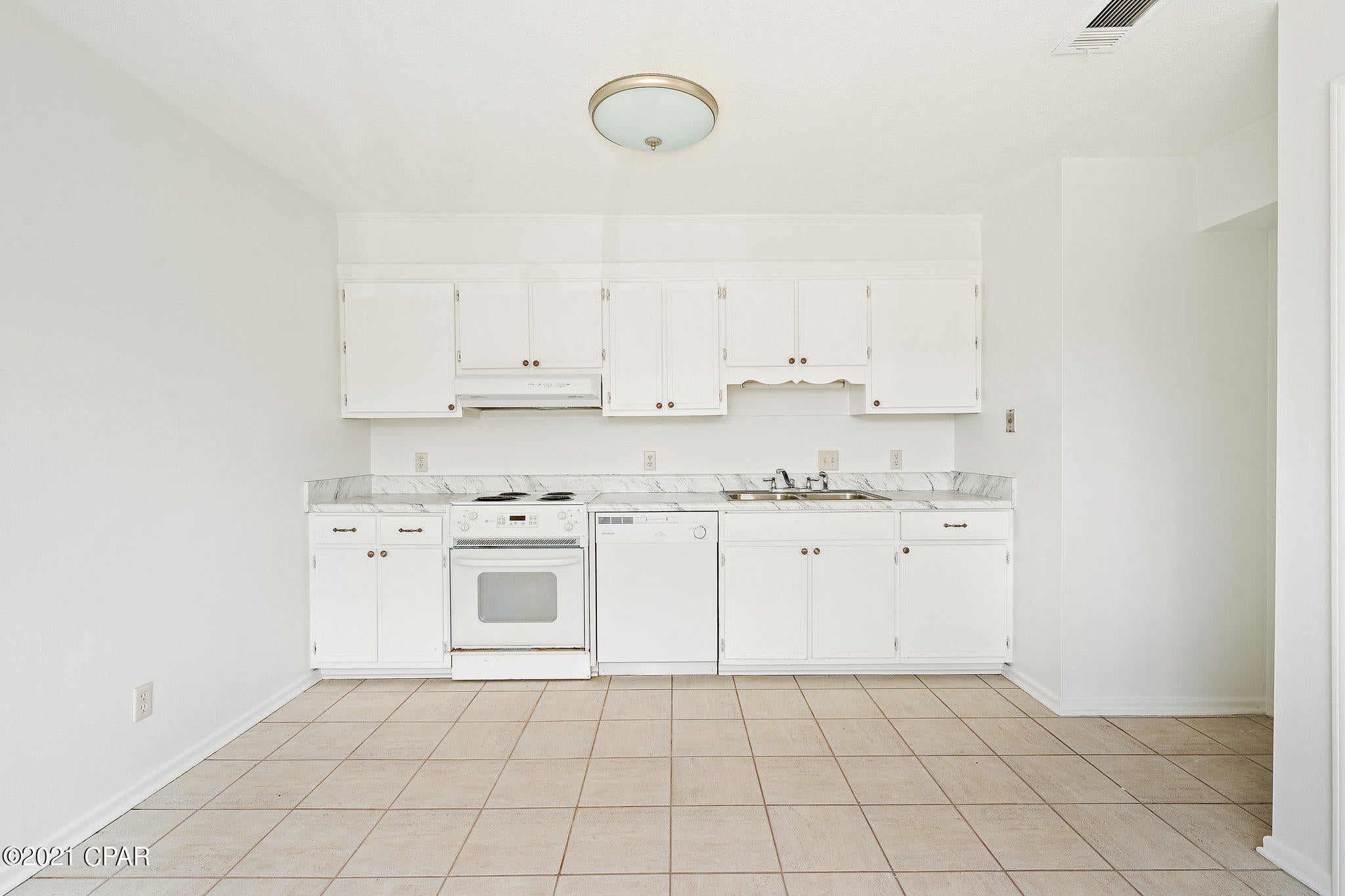 Cedar Cove Apts - Residential