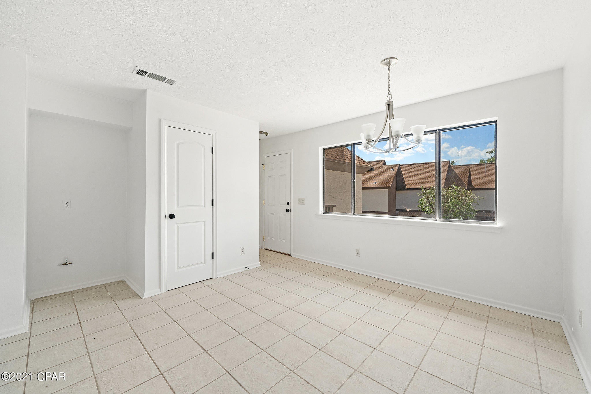 Cedar Cove Apts - Residential