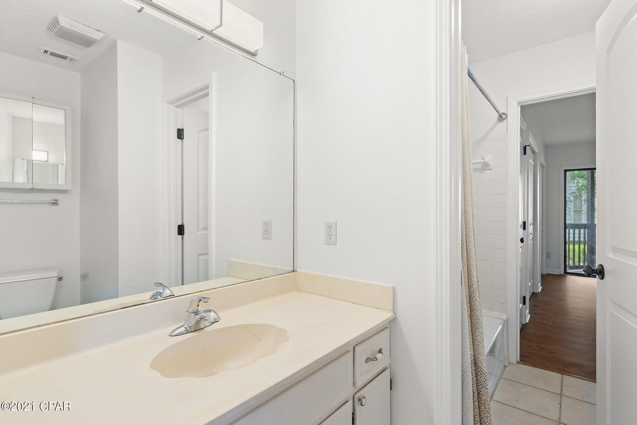 Cedar Cove Apts - Residential