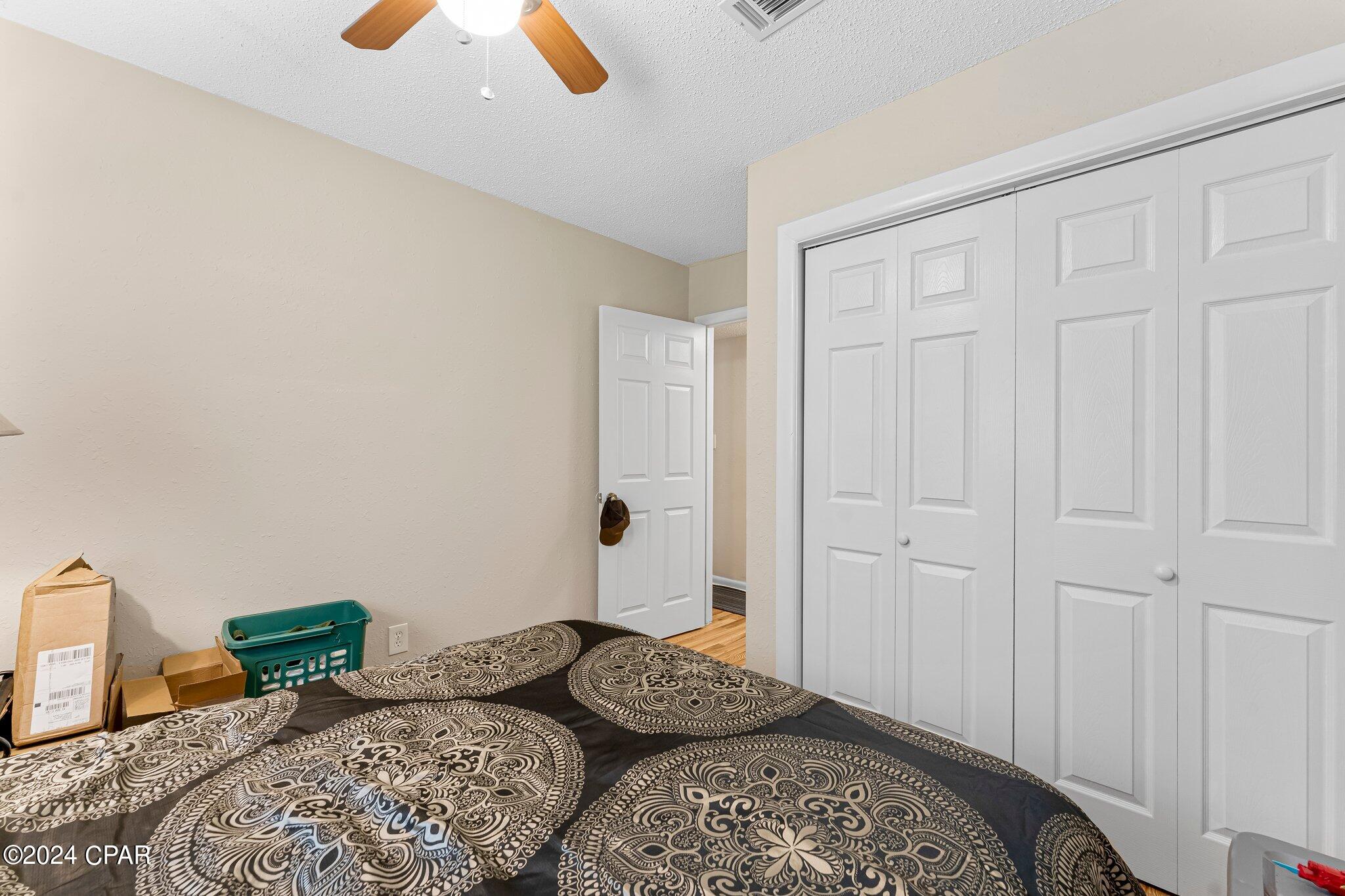 [No Recorded Subdiv] - Commercial Sale