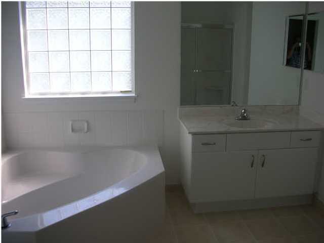 Palmetto Trace Phase III - Residential Lease