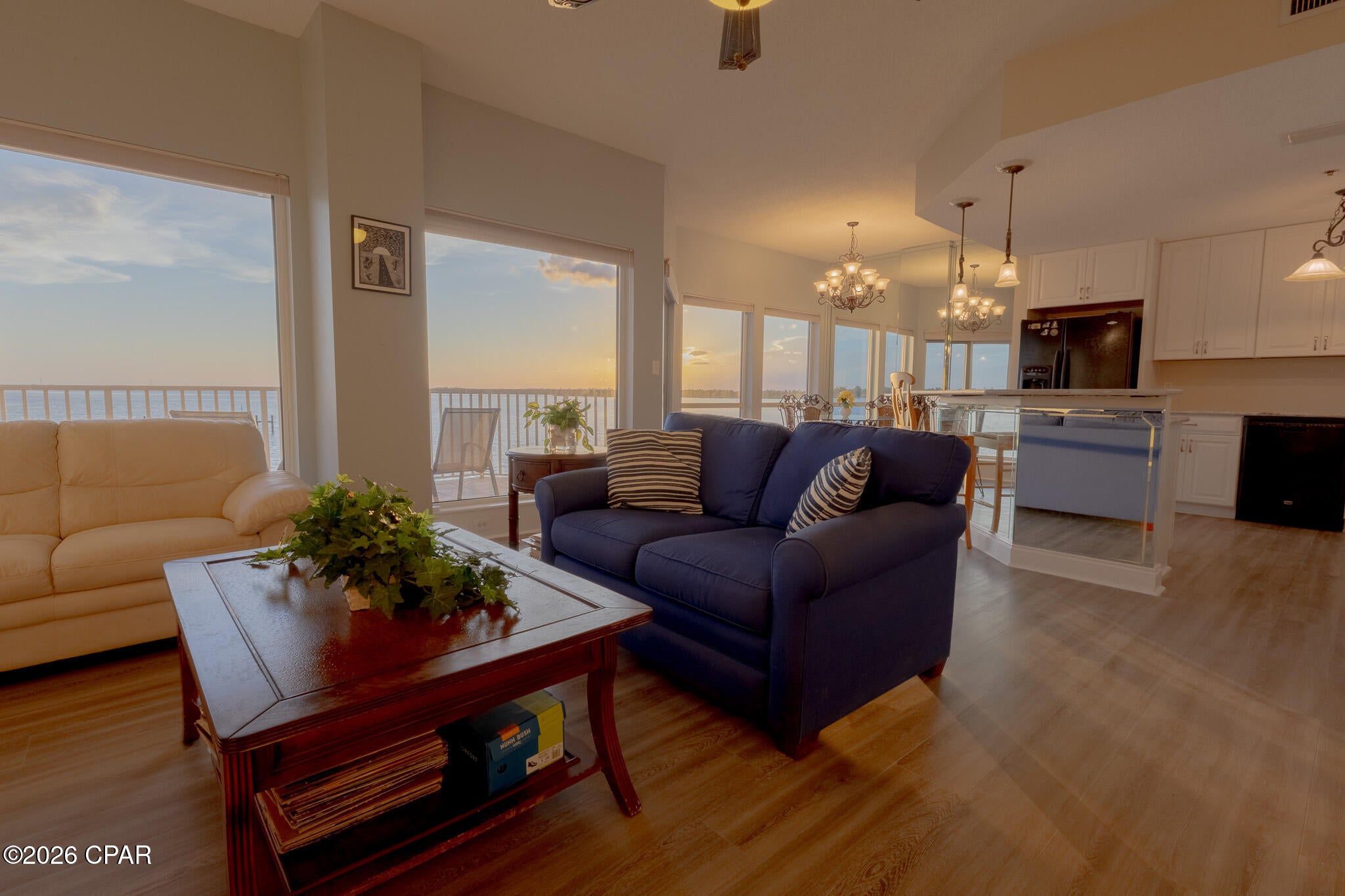 Marina Bay Condo - Residential