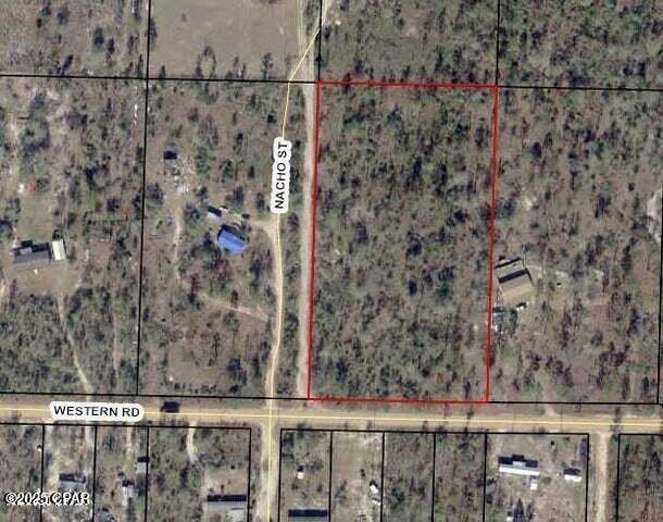 Here is a peaceful area to build or move your Mobile home to. Seller has already added a private well. All that is left is a septic tank and power pole and you are ready to take up residence. Go look at the property on the corner of Western Rd and Nacho St in the Fountain Fl. area. this is a must see. Over 2 acres are cleared.