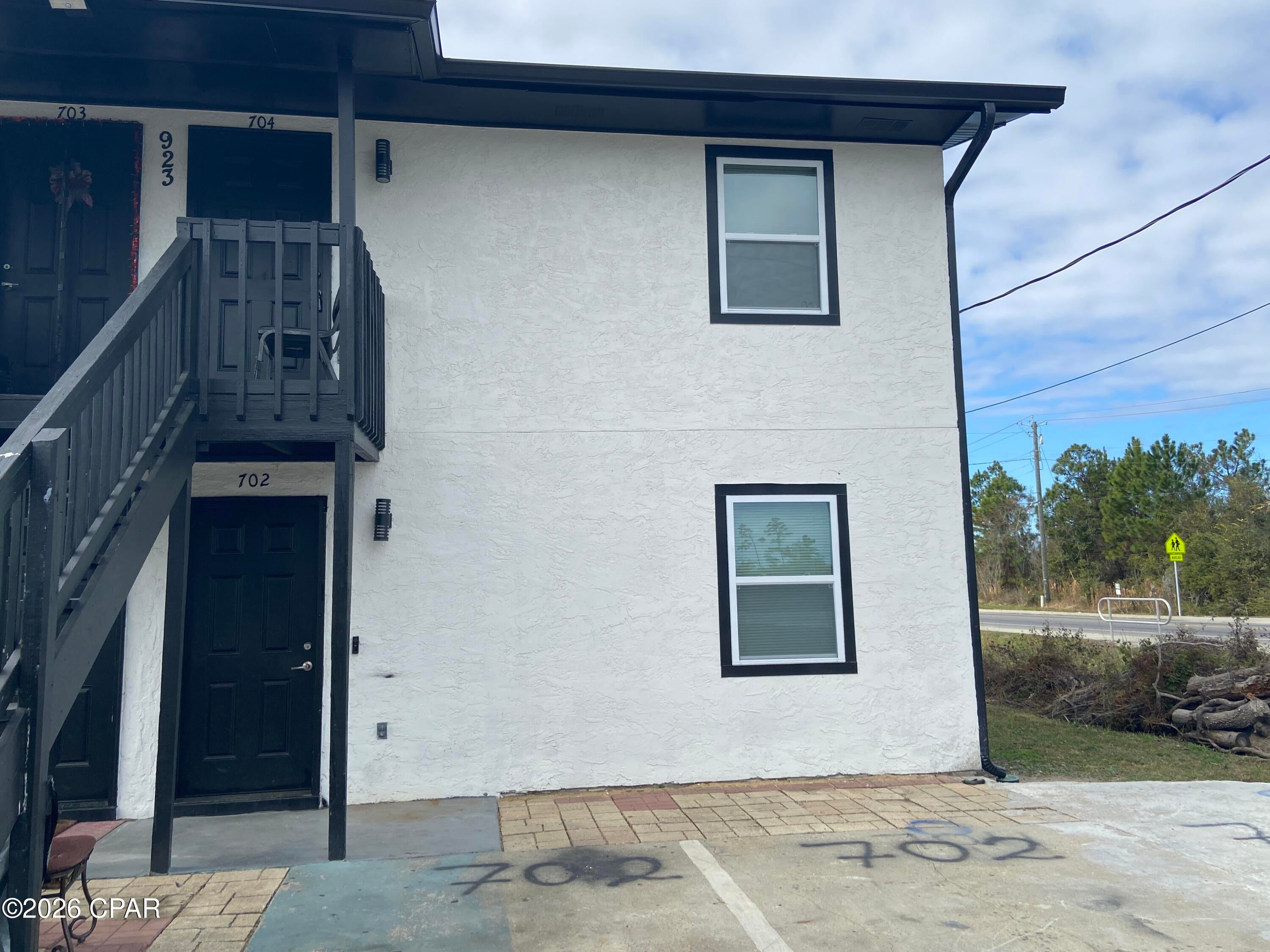 Recently renovated, bottom floor 1bd 1ba unit in a quadplex. Recently had new interior paint, counters, cabinets, and appliances. Vinyl plank flooring. No WD hookup. Sorry no pets.