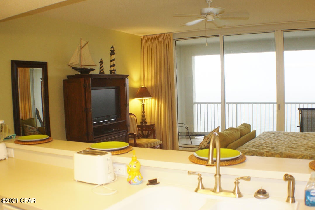 Majestic Beach Tower I - Residential