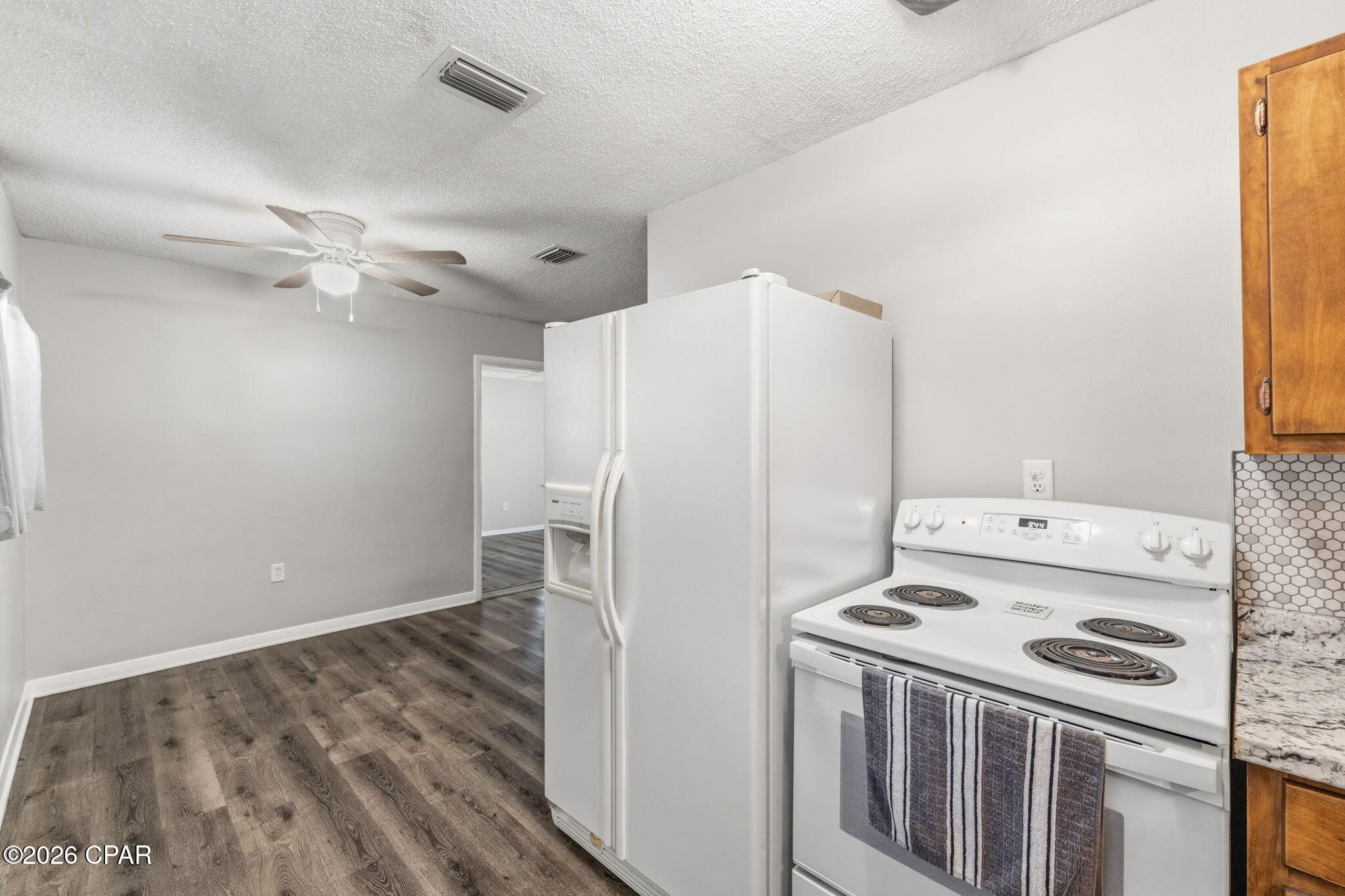 [No Recorded Subdiv] - Residential