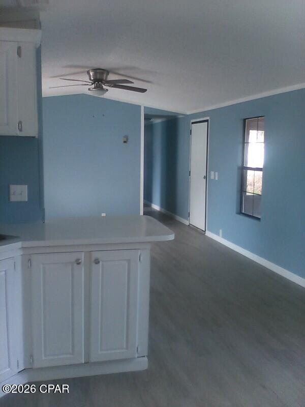 Beautiful 3 bedrooms 2 bathrooms Large and spacious Mobile Home with Beach Access just Minutes Away, patio is Large & fenced for privacy, come and enjoy the benefits of relaxed beach living.